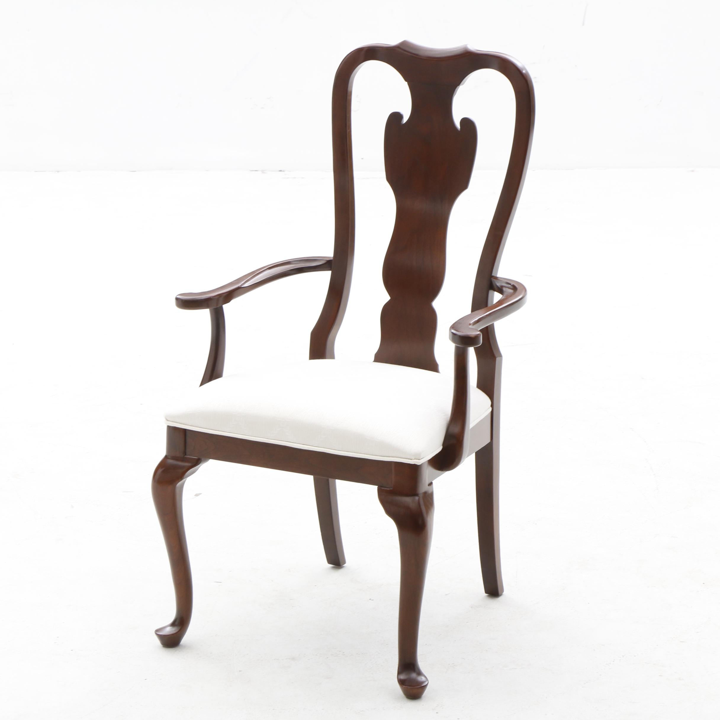 Queen Anne Style Drexel-Heritage Dining Furniture Set