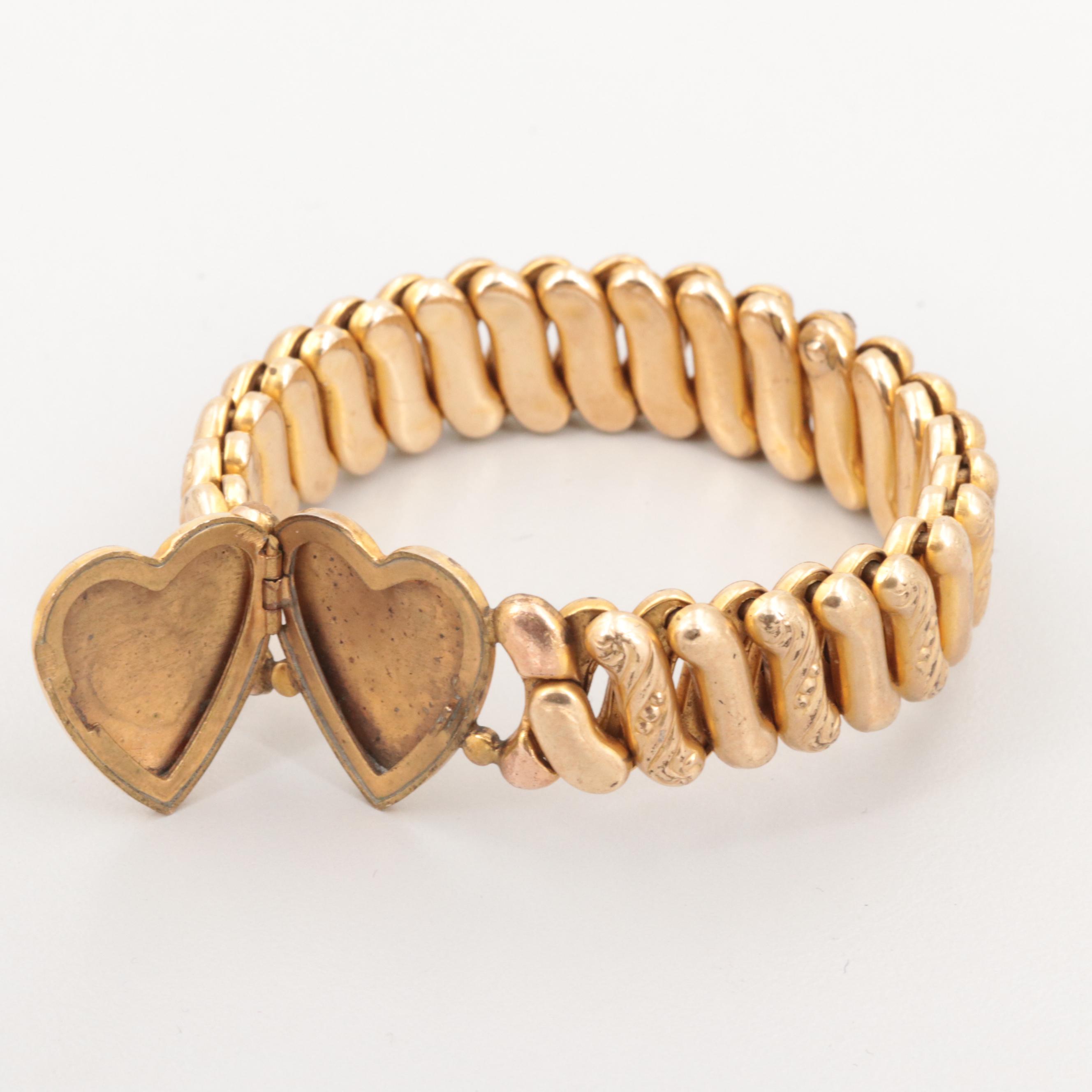 Vintage Gold Tone Expandable Sweetheart Bracelet with Engraved Locket