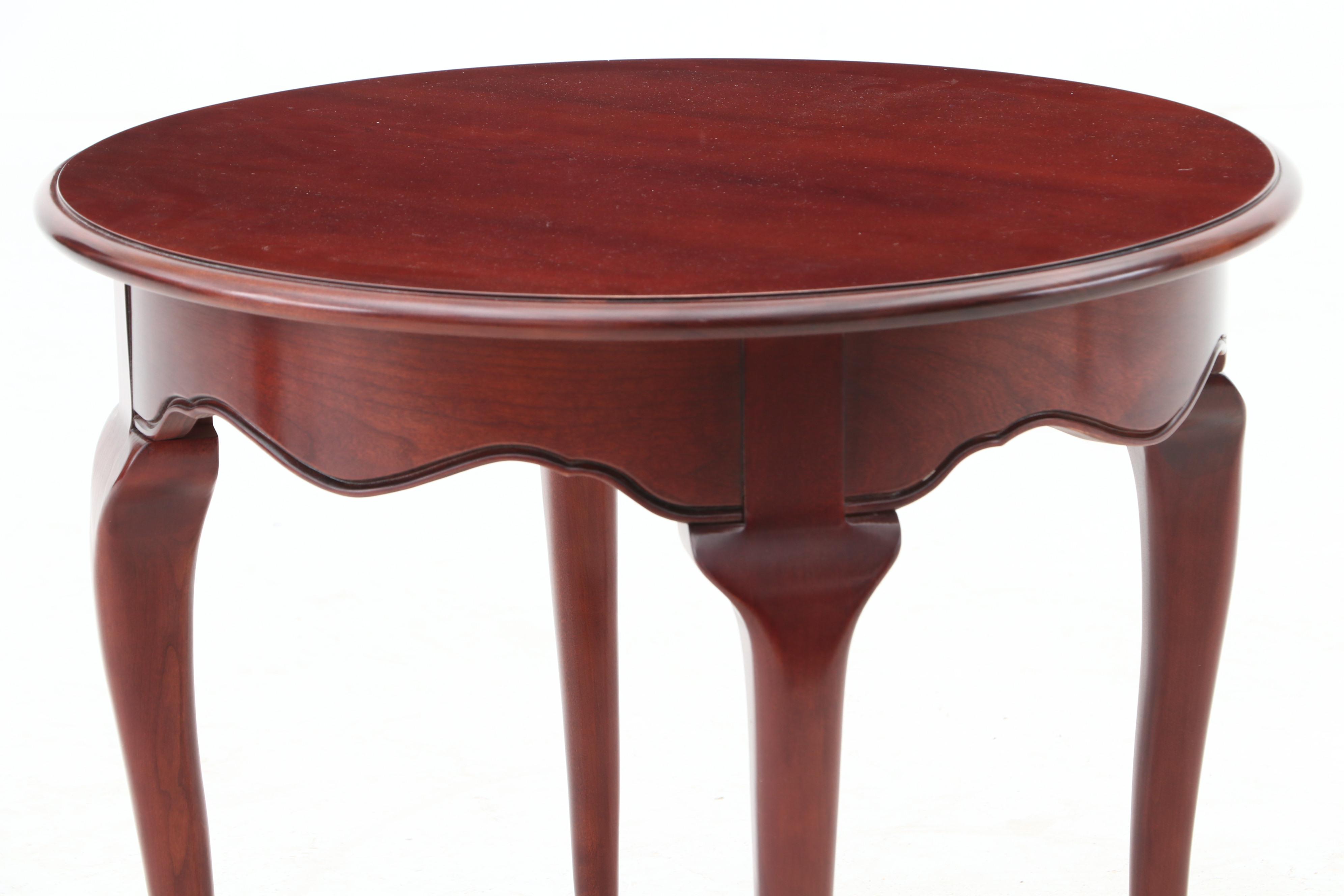 Queen Anne Style Accent Table by Drexel Heritage in Cherry