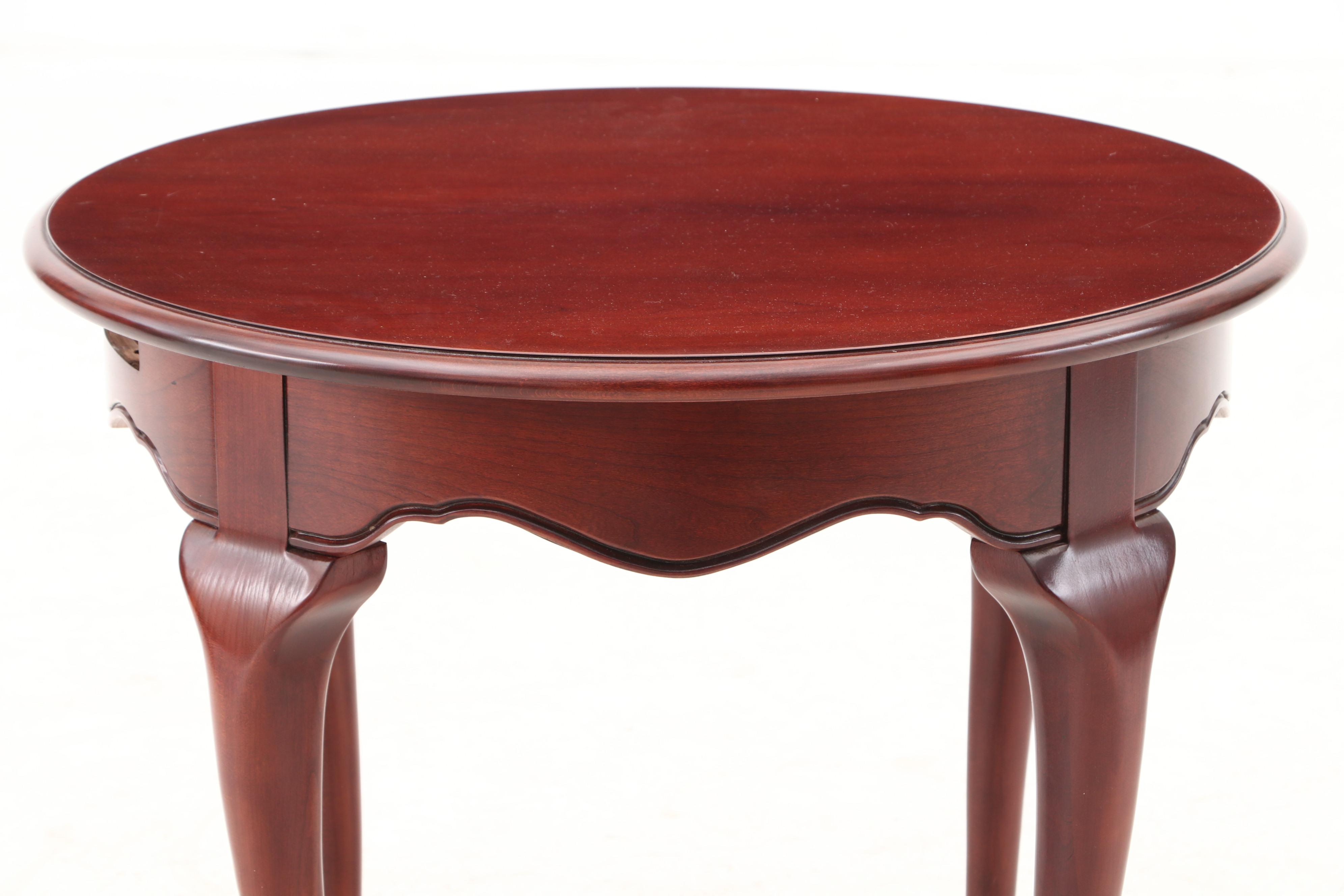 Queen Anne Style Accent Table by Drexel Heritage in Cherry