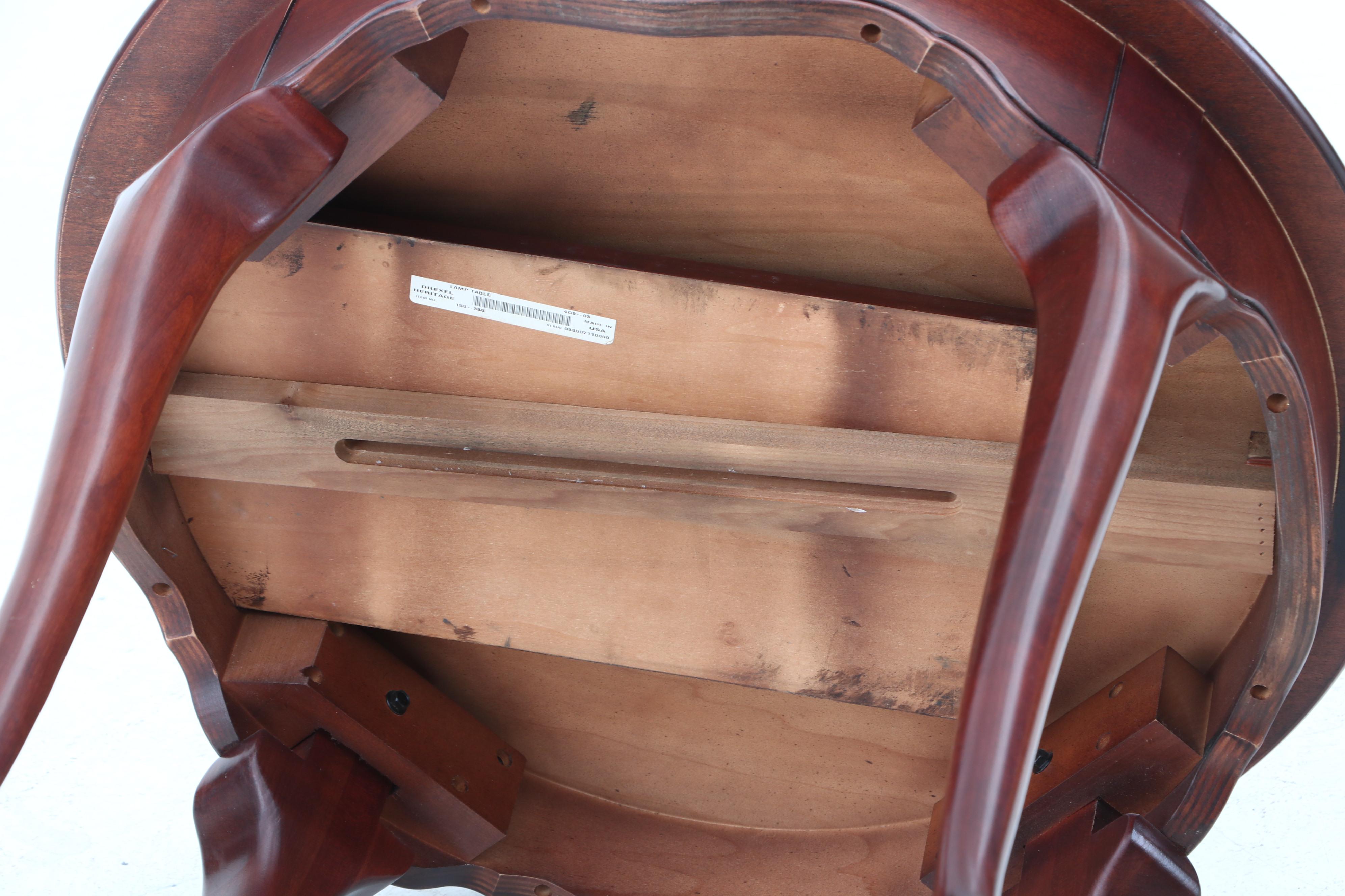 Queen Anne Style Accent Table by Drexel Heritage in Cherry