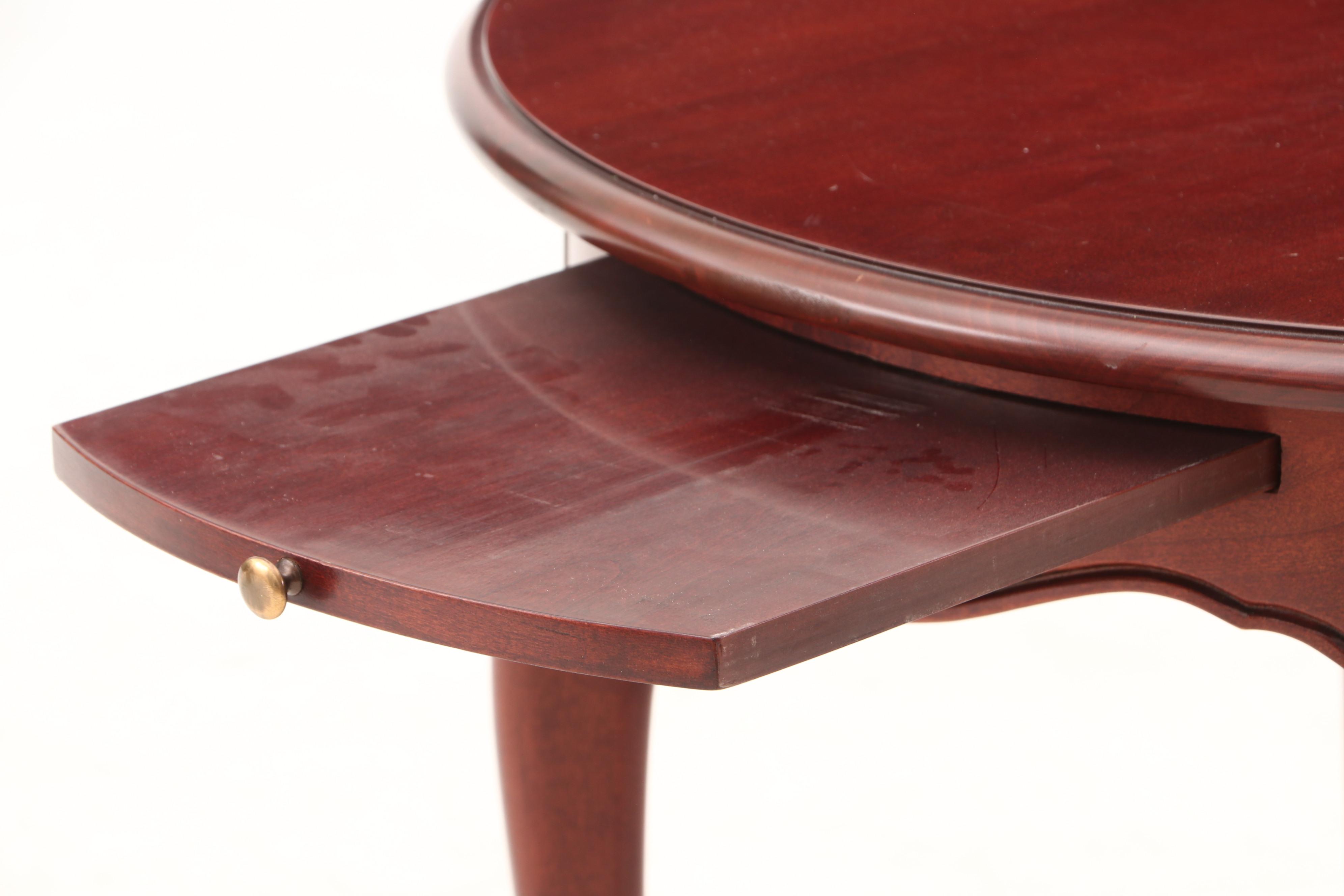 Queen Anne Style Accent Table by Drexel Heritage in Cherry