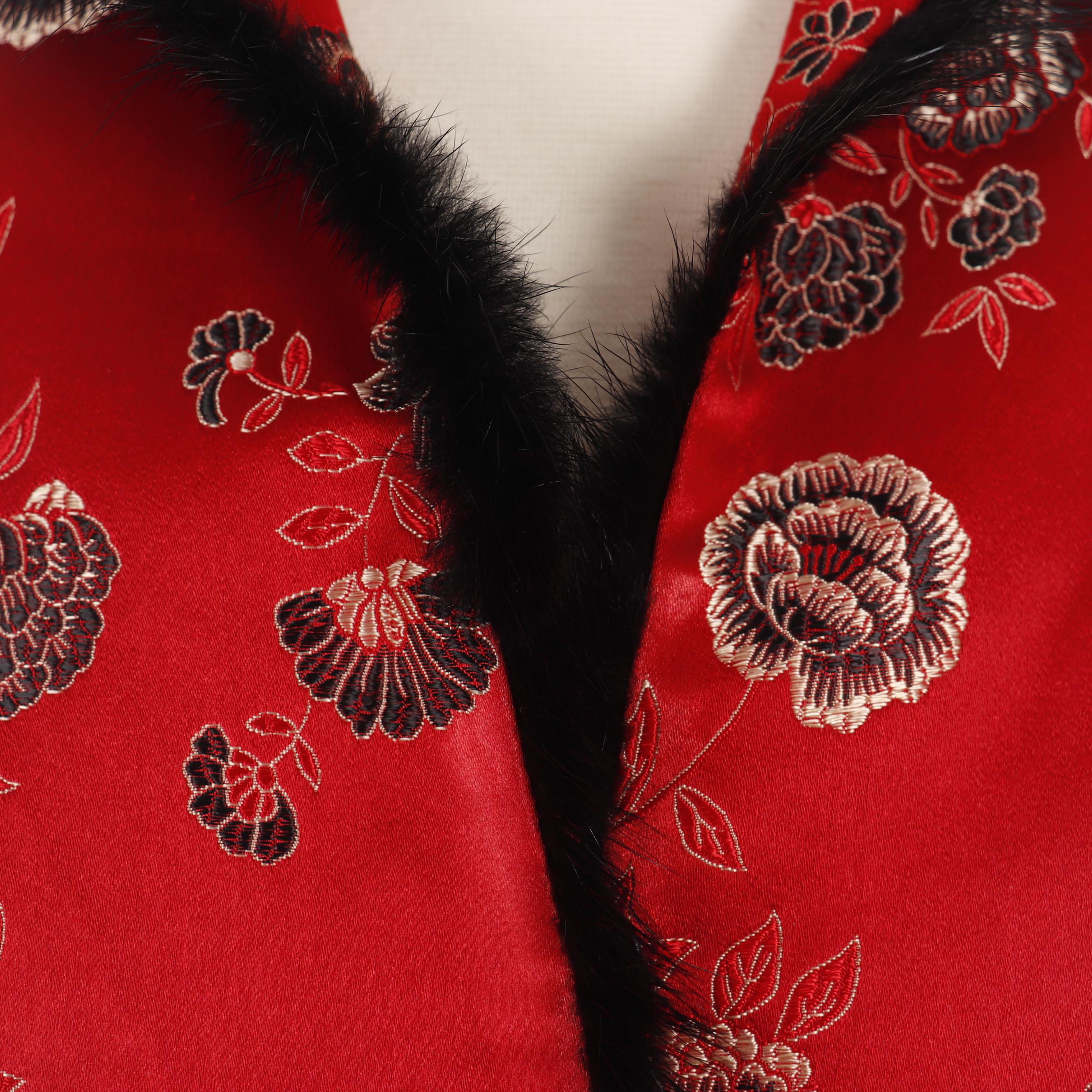 Women's Ling Yun Red Silk Blend Brocade Asian Jacket with Faux Fur Trim