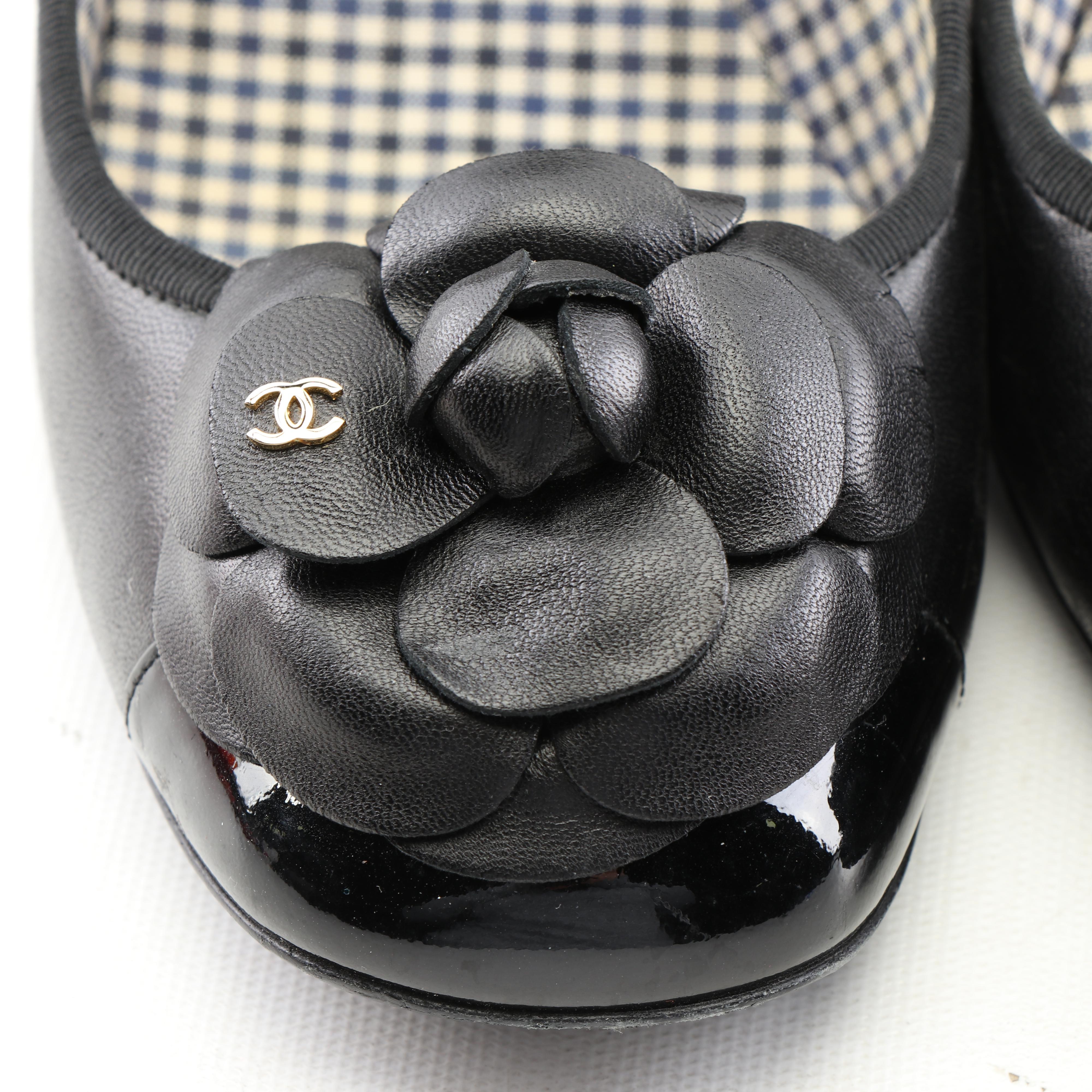 Chanel Camellia Flower Toe Black Leather Pumps