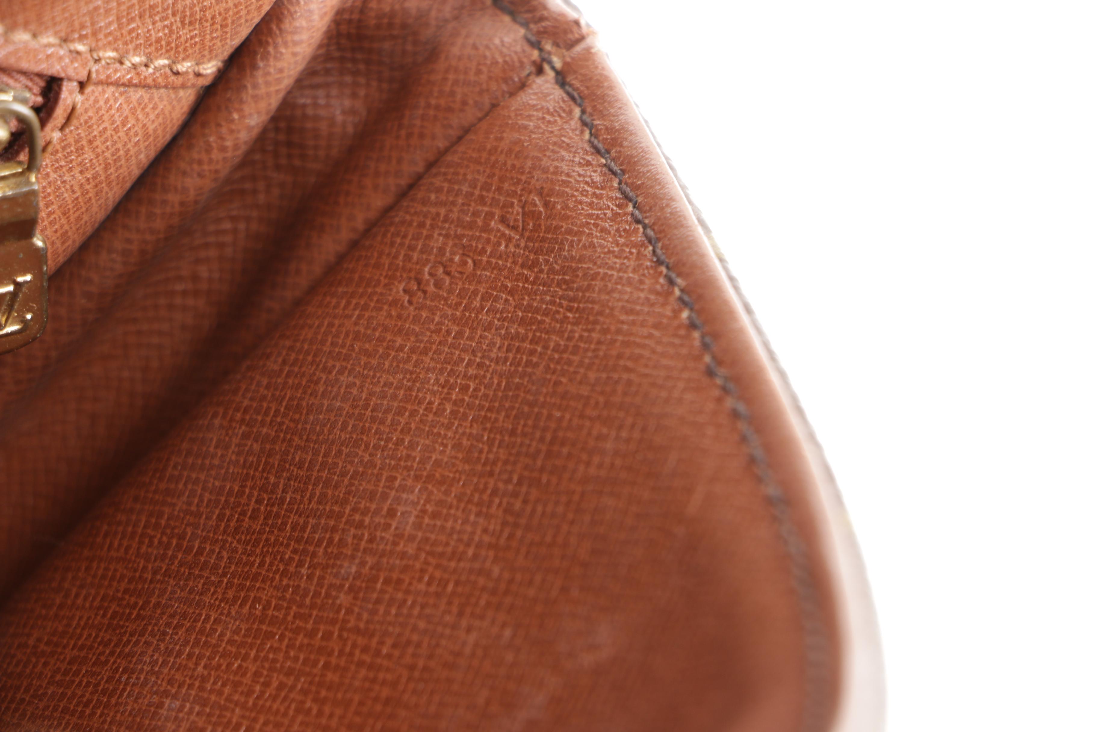 1988 Vintage Louis Vuitton Paris Monogram Canvas Chantilly MM Crossbody Bag