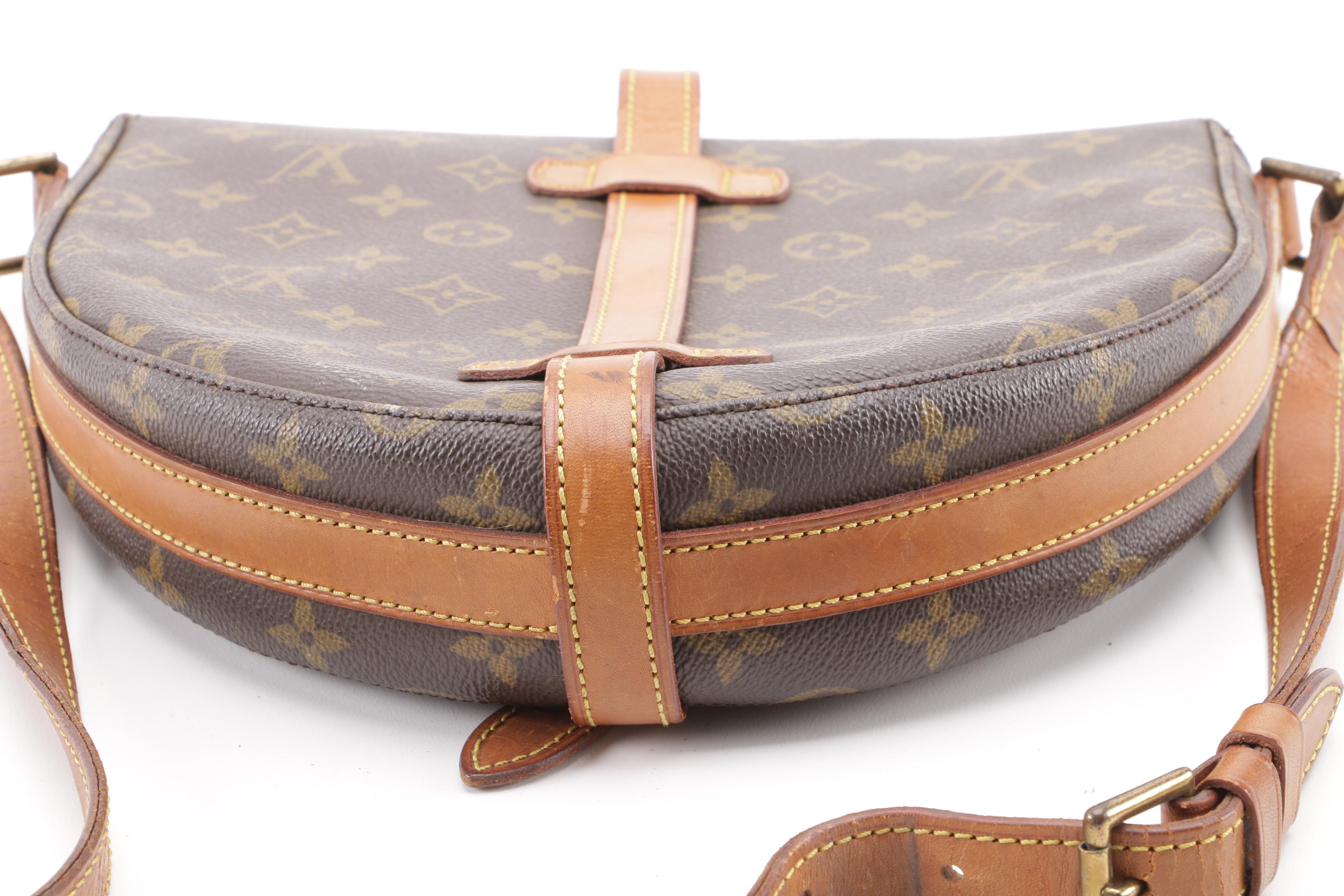 1988 Vintage Louis Vuitton Paris Monogram Canvas Chantilly MM Crossbody Bag