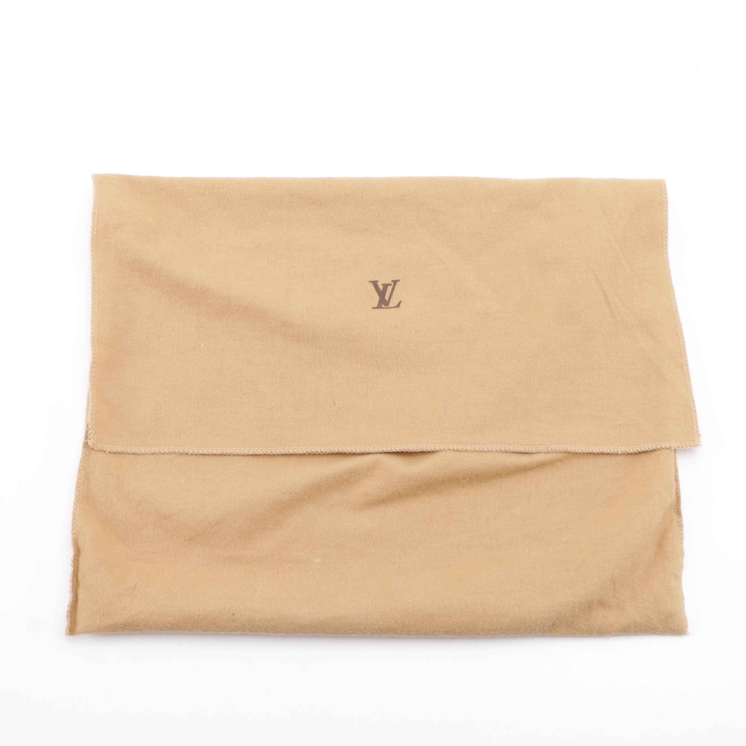 1988 Vintage Louis Vuitton Paris Monogram Canvas Chantilly MM Crossbody Bag