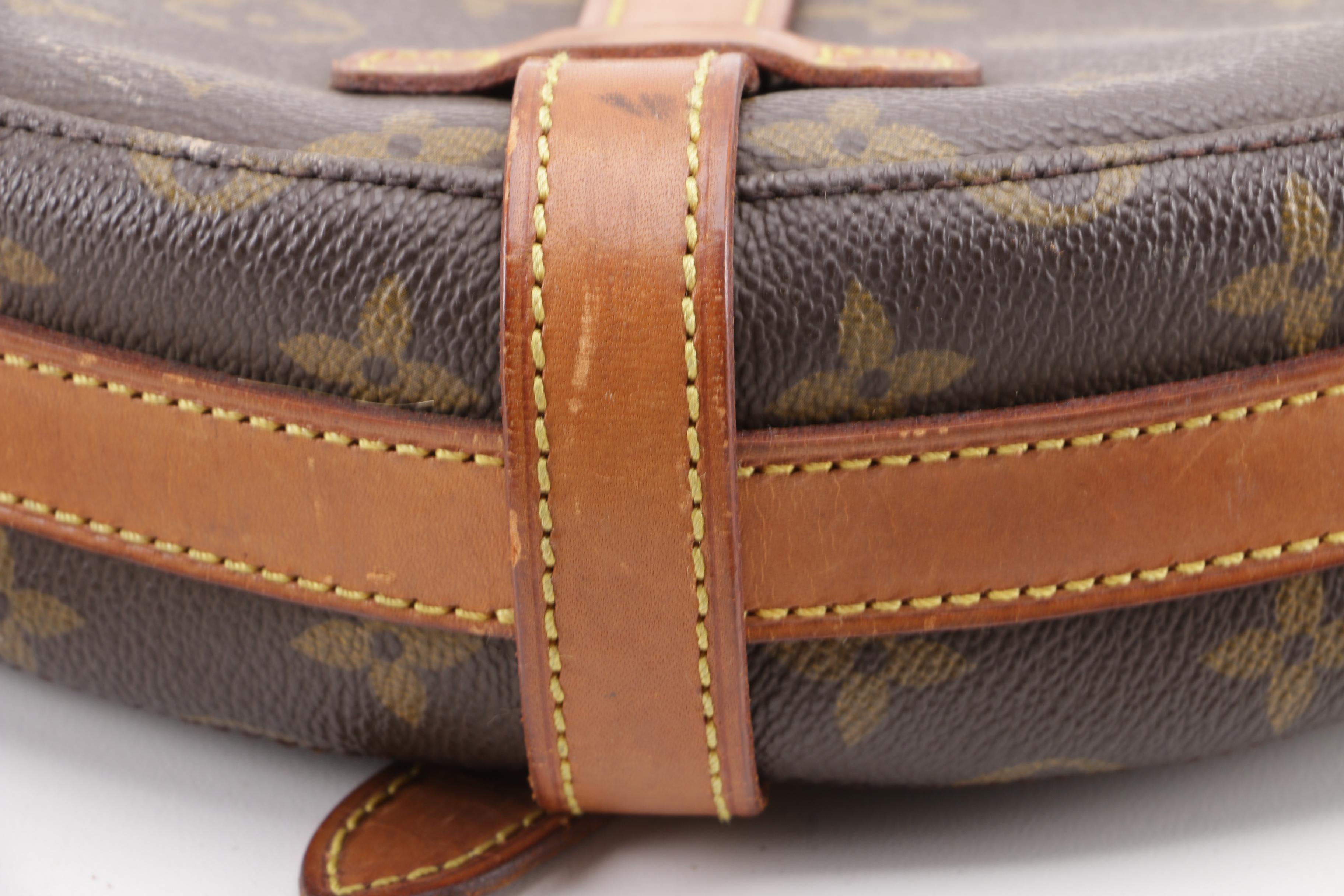 1988 Vintage Louis Vuitton Paris Monogram Canvas Chantilly MM Crossbody Bag