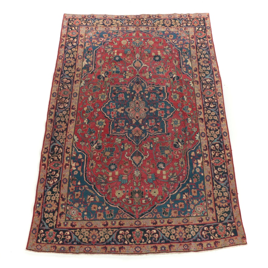 Hand-Knotted Persian Sarouk Wool Rug