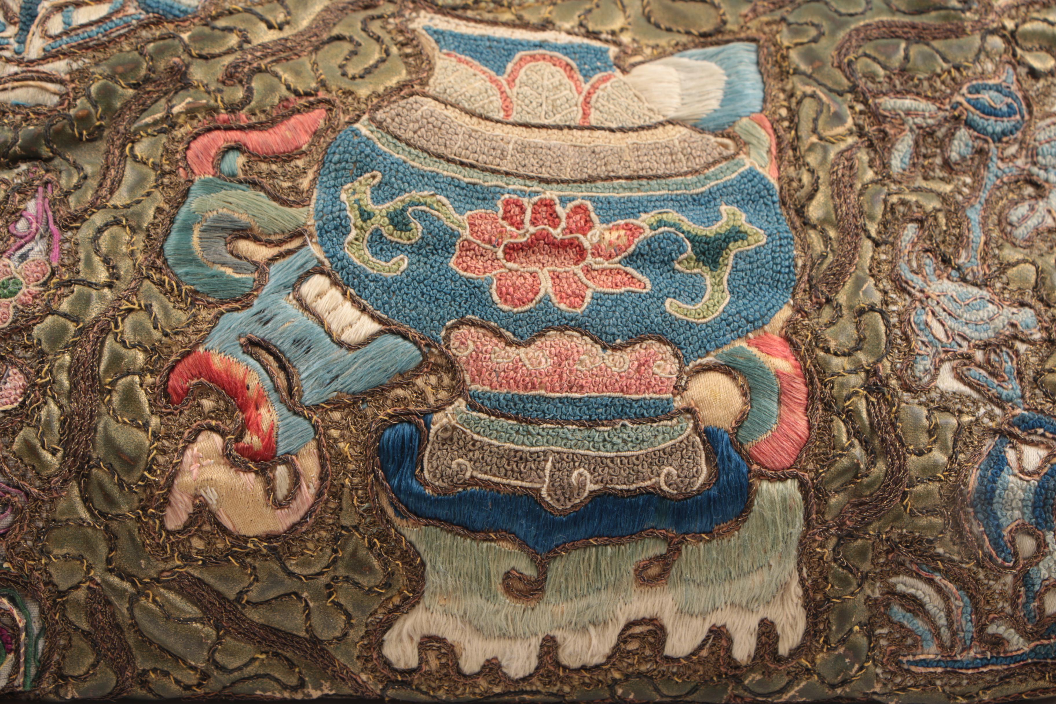 Chinese Silk Purse with "Forbidden Knot" Embroidery, Republic