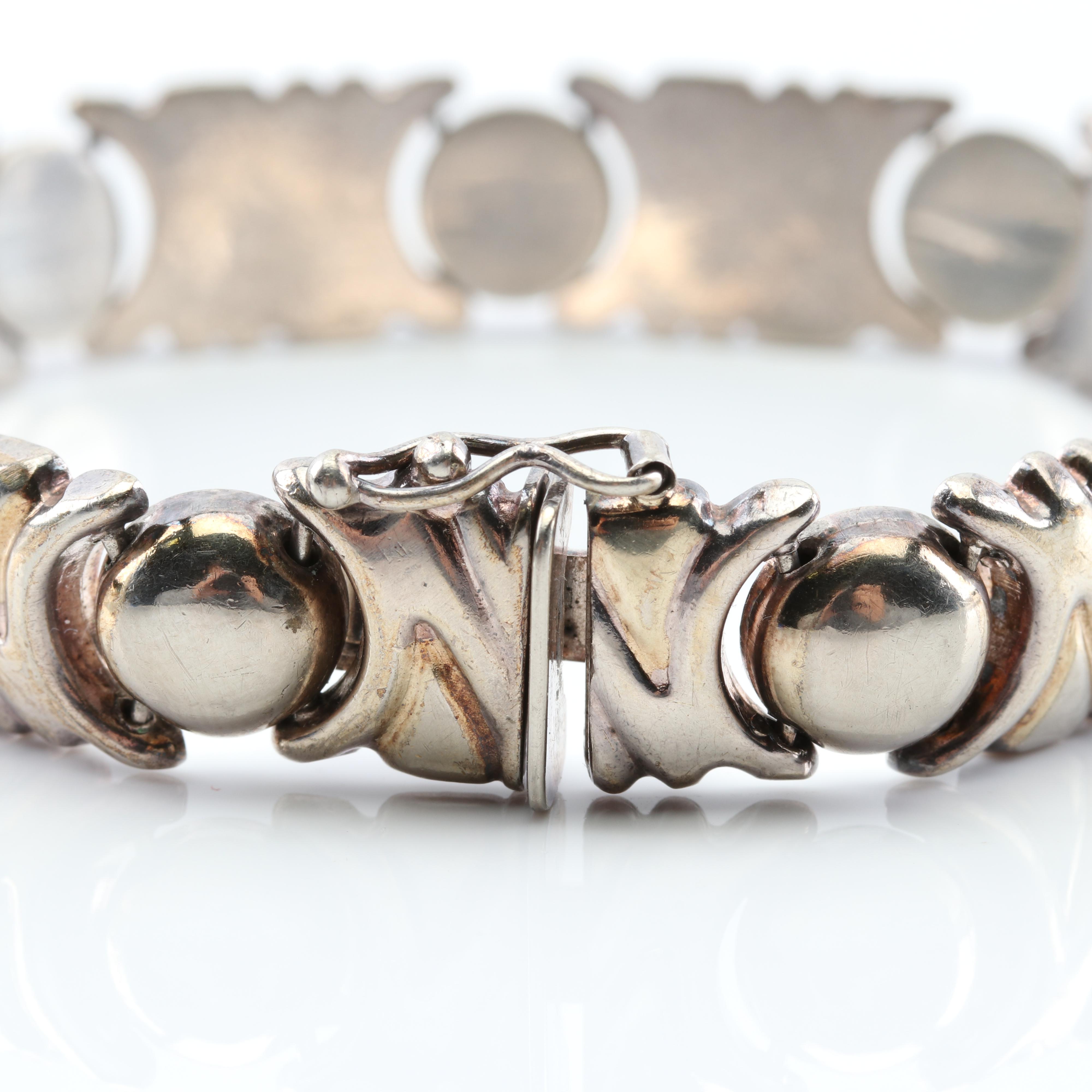 Sterling Silver Round and Curved Link Bracelet