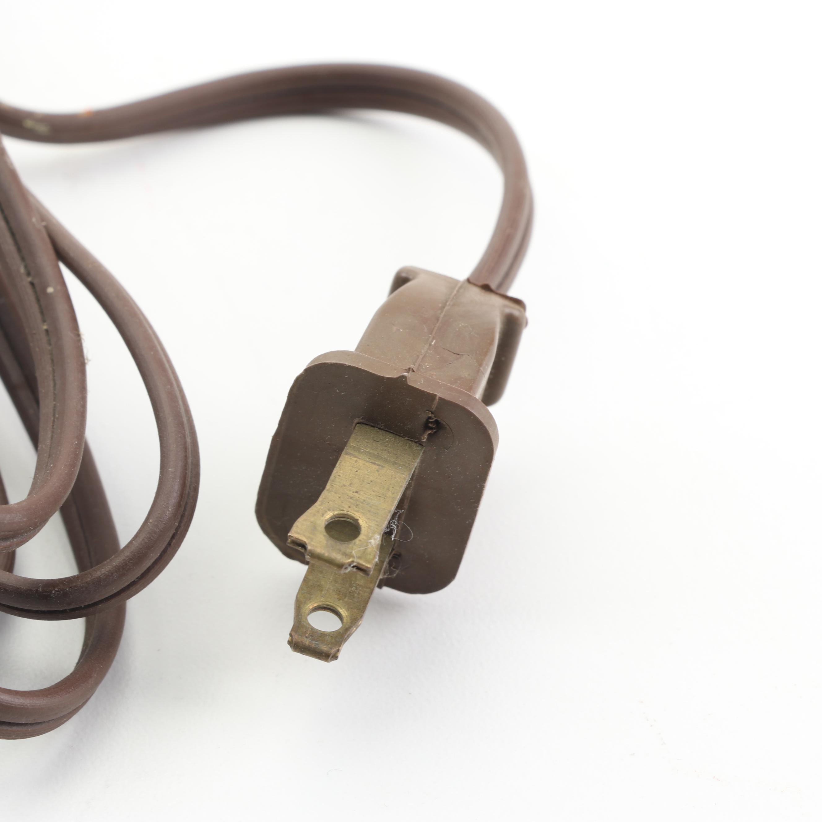 Belleek "Shamrock" Accent Lamp with Wooden Cap and Base