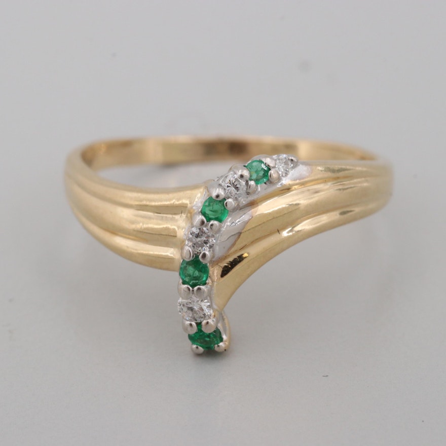 14K Yellow Gold Diamond and Emerald Ring