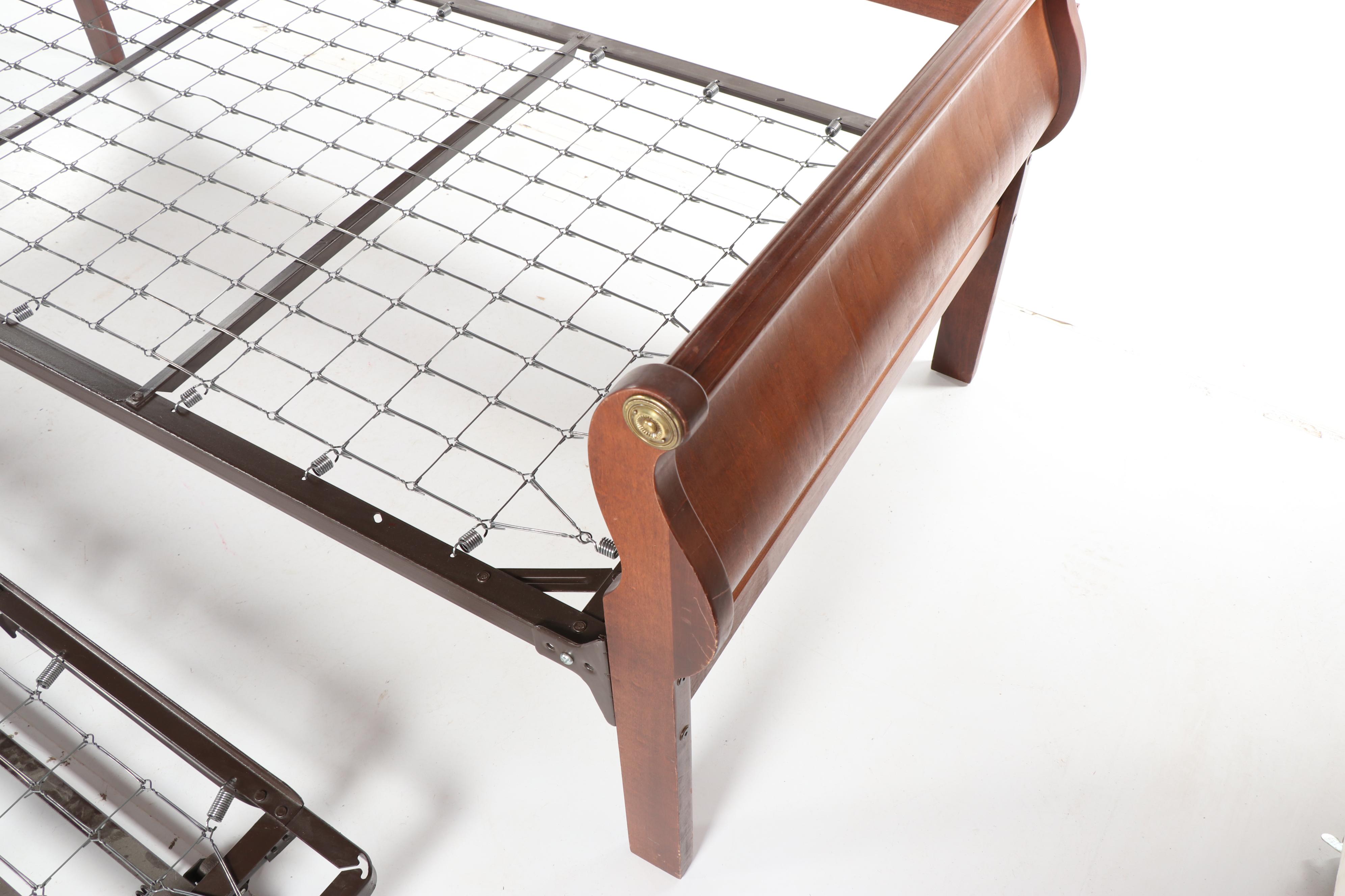 Veneered Sleigh Daybed with Trundle, 20th Century