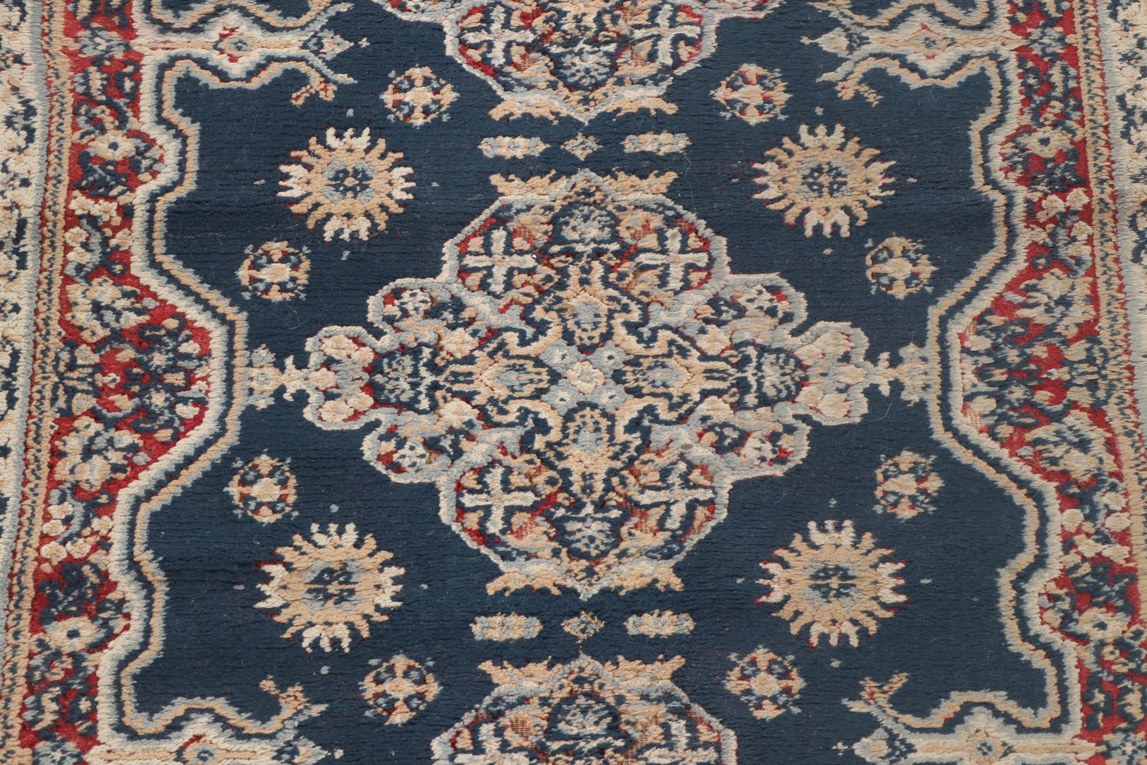 Power-Loomed Indo-Persian Style Wool Accent Rug