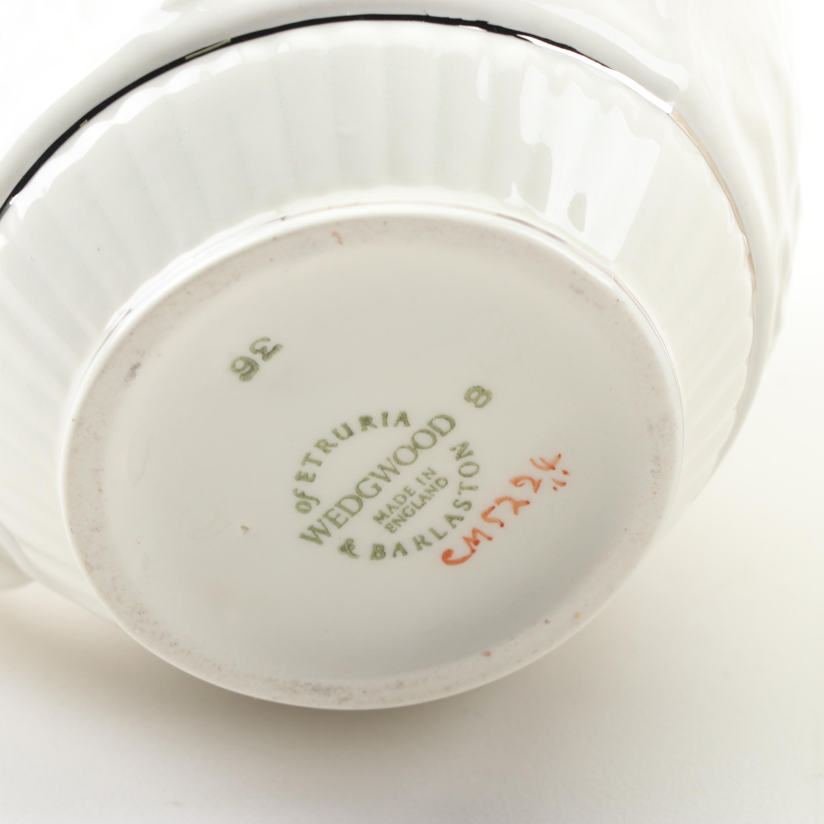 Wedgwood "D'Ye Ken John Peel" Equestrian Motif Earthenware Pitchers, Mid-Century