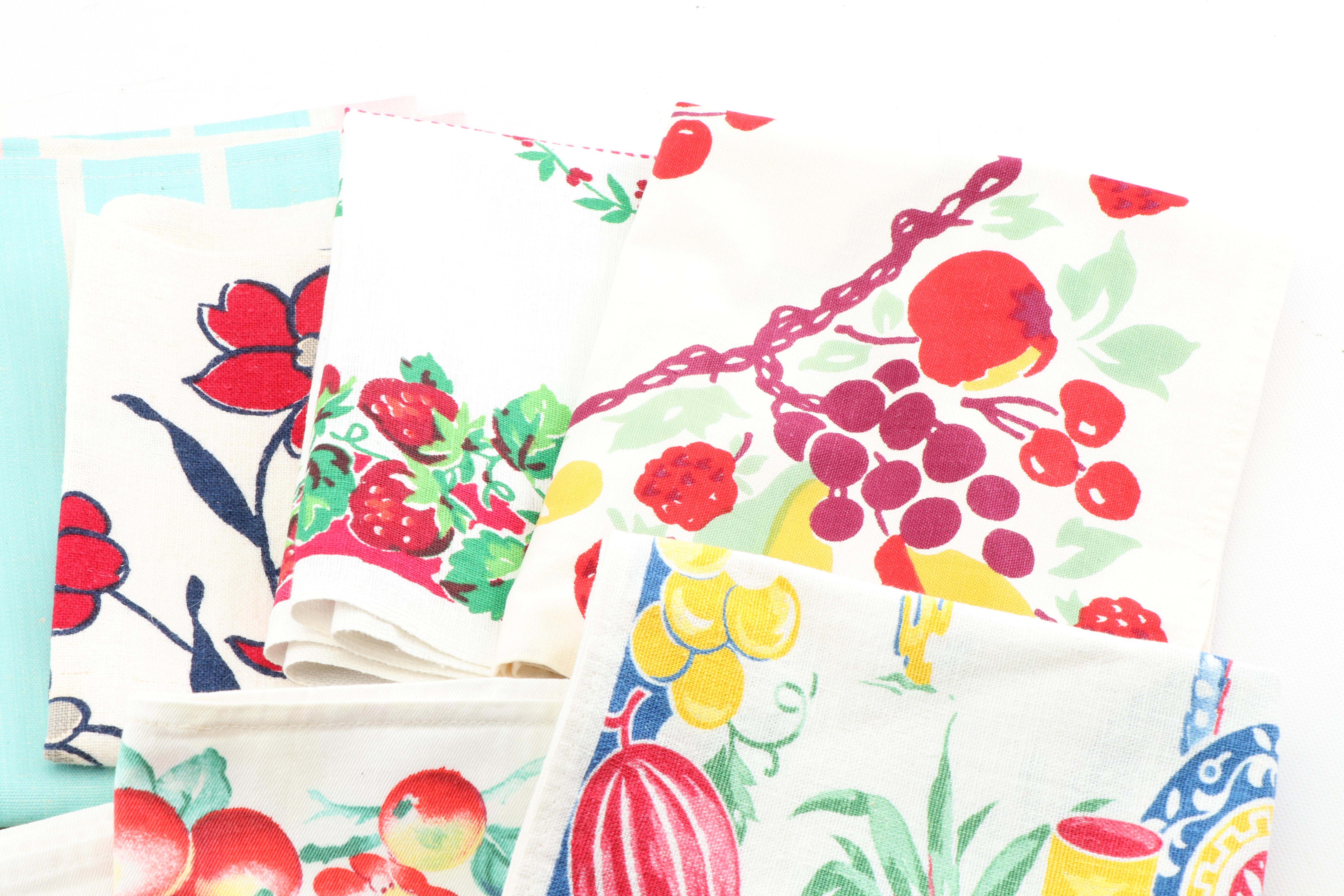 Vintage Printed Kitchen Towels, Oven Mitts and Toaster Cover