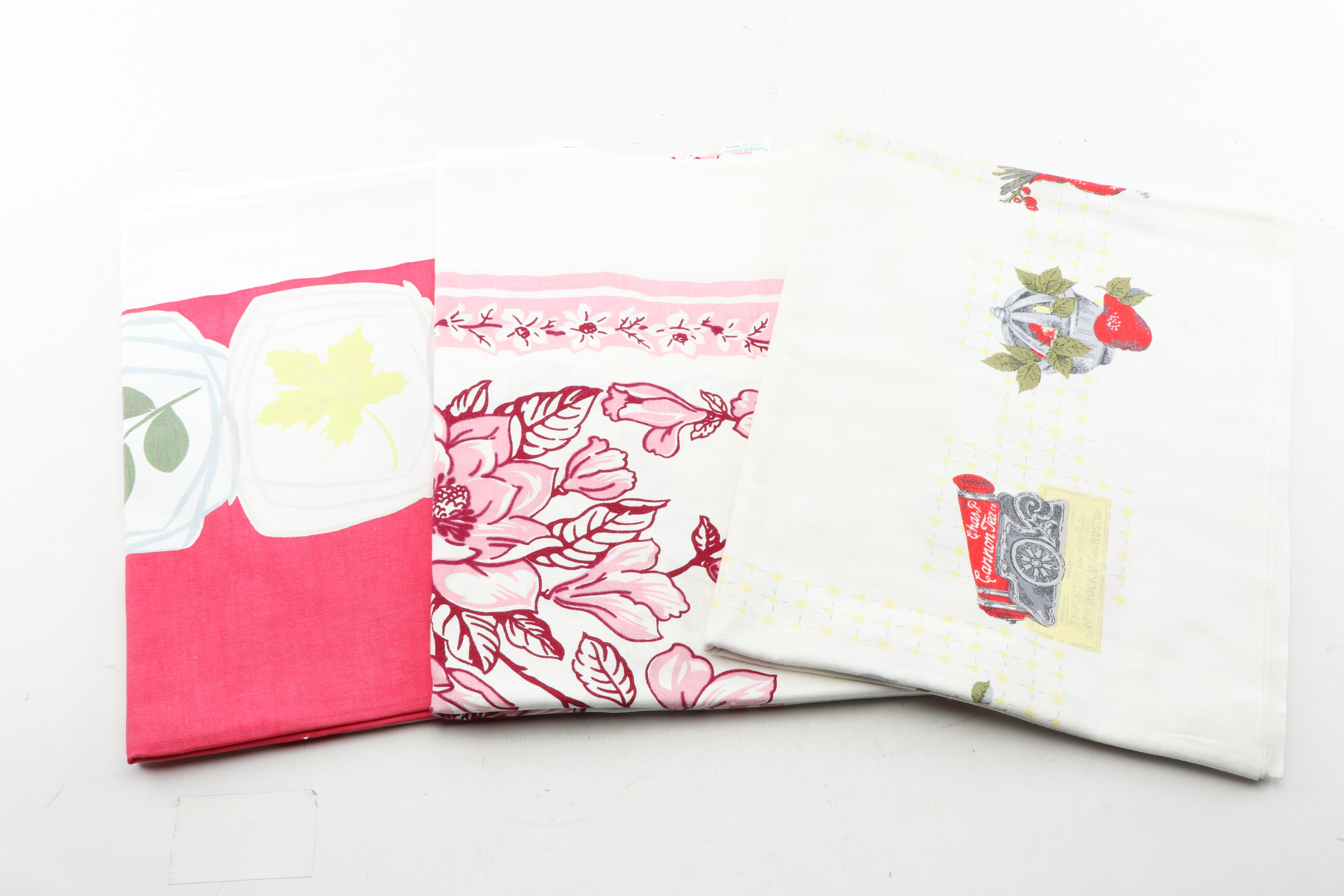 Vintage Floral Printed Tablecloths featuring Wilendur