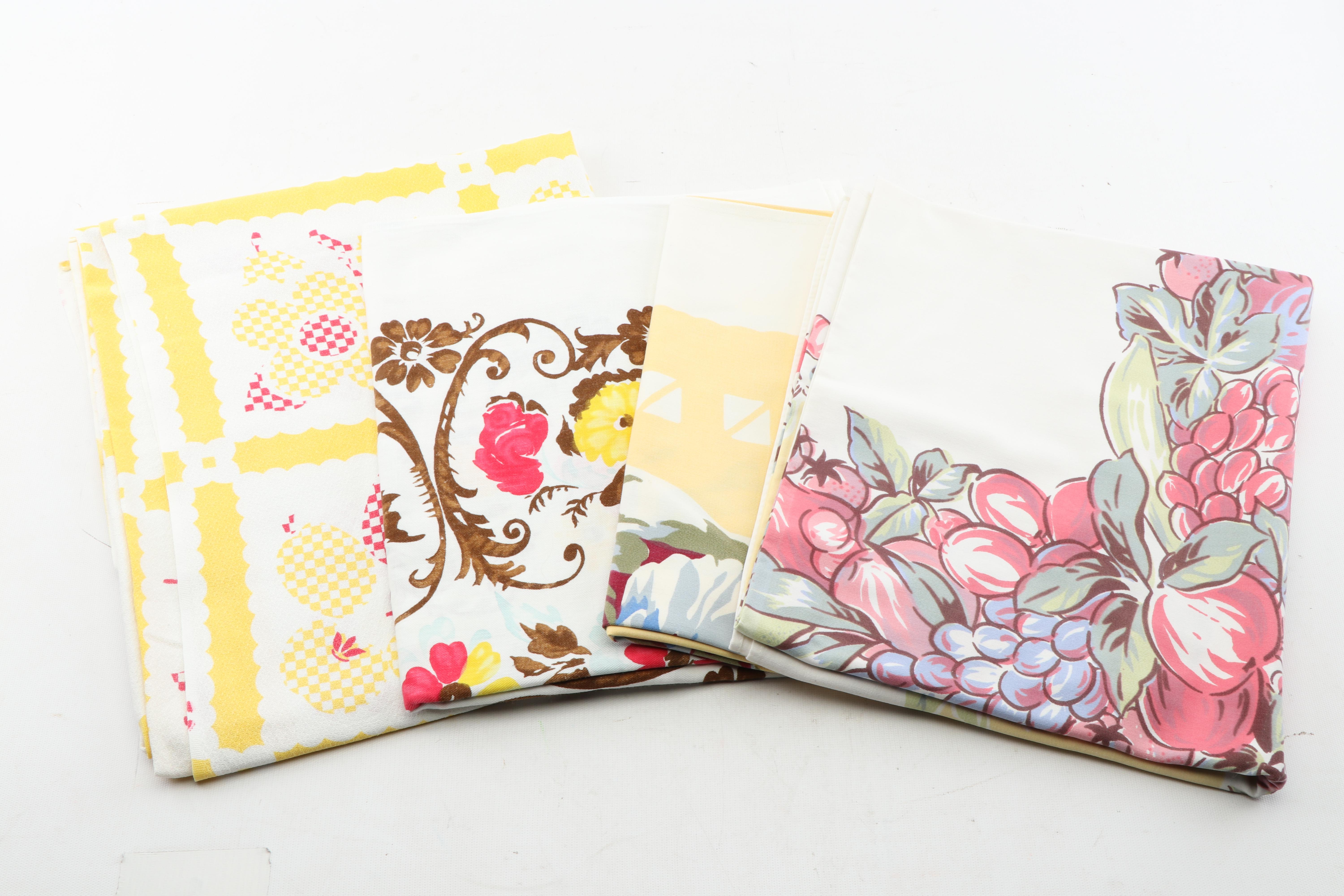 Vintage Floral Printed Tablecloths featuring Wilendur