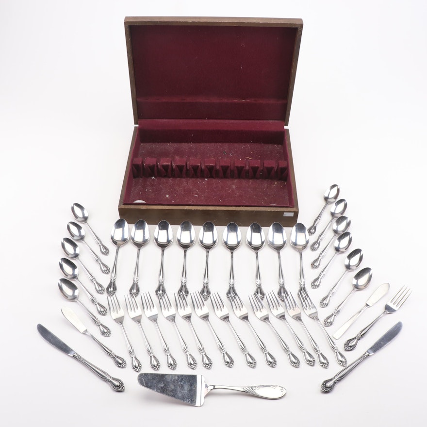 Supreme Cutlery Stainless Steel Flatware with Chest