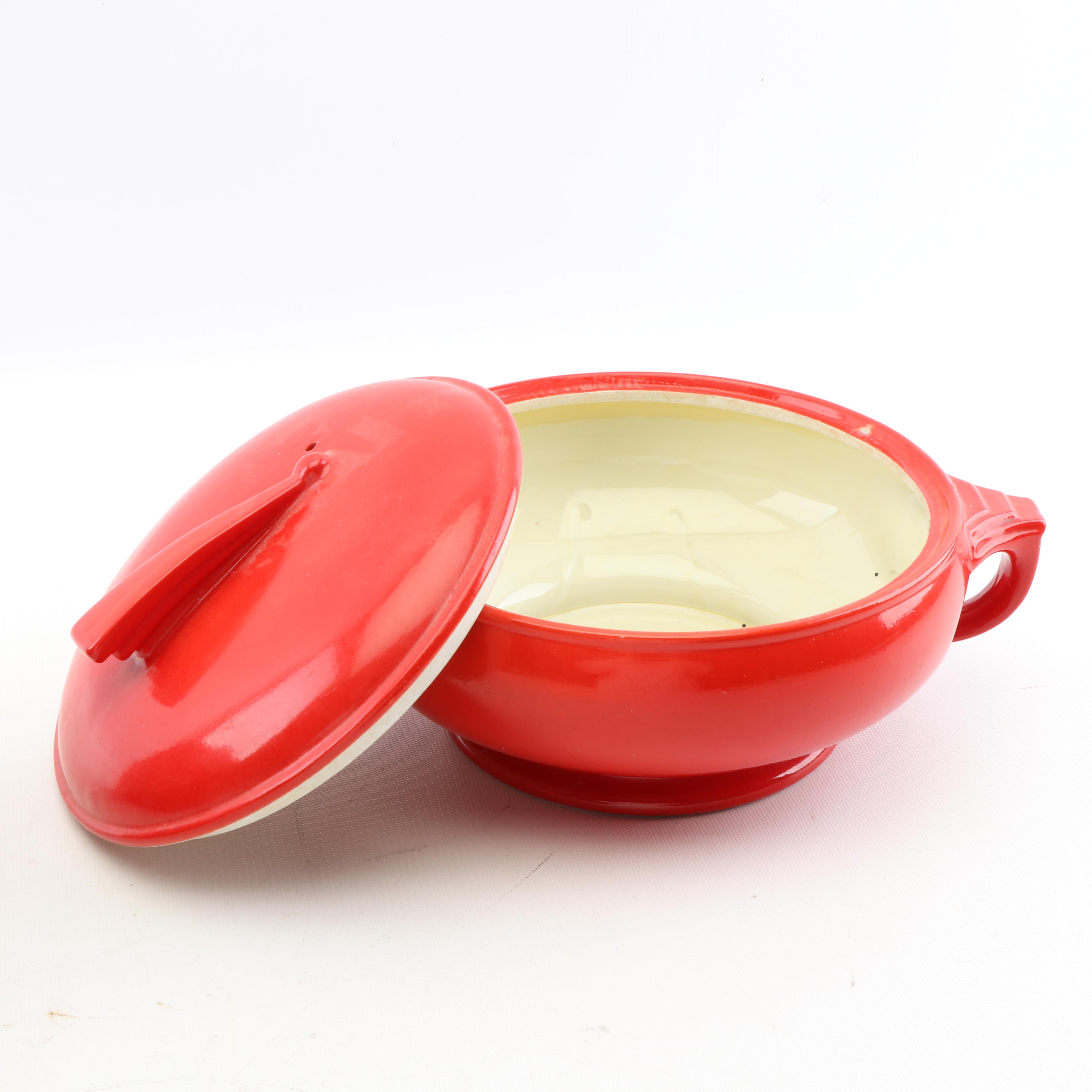 Hall "Chinese Red" Sundial and Tab Casseroles with Nesting Au Gratins