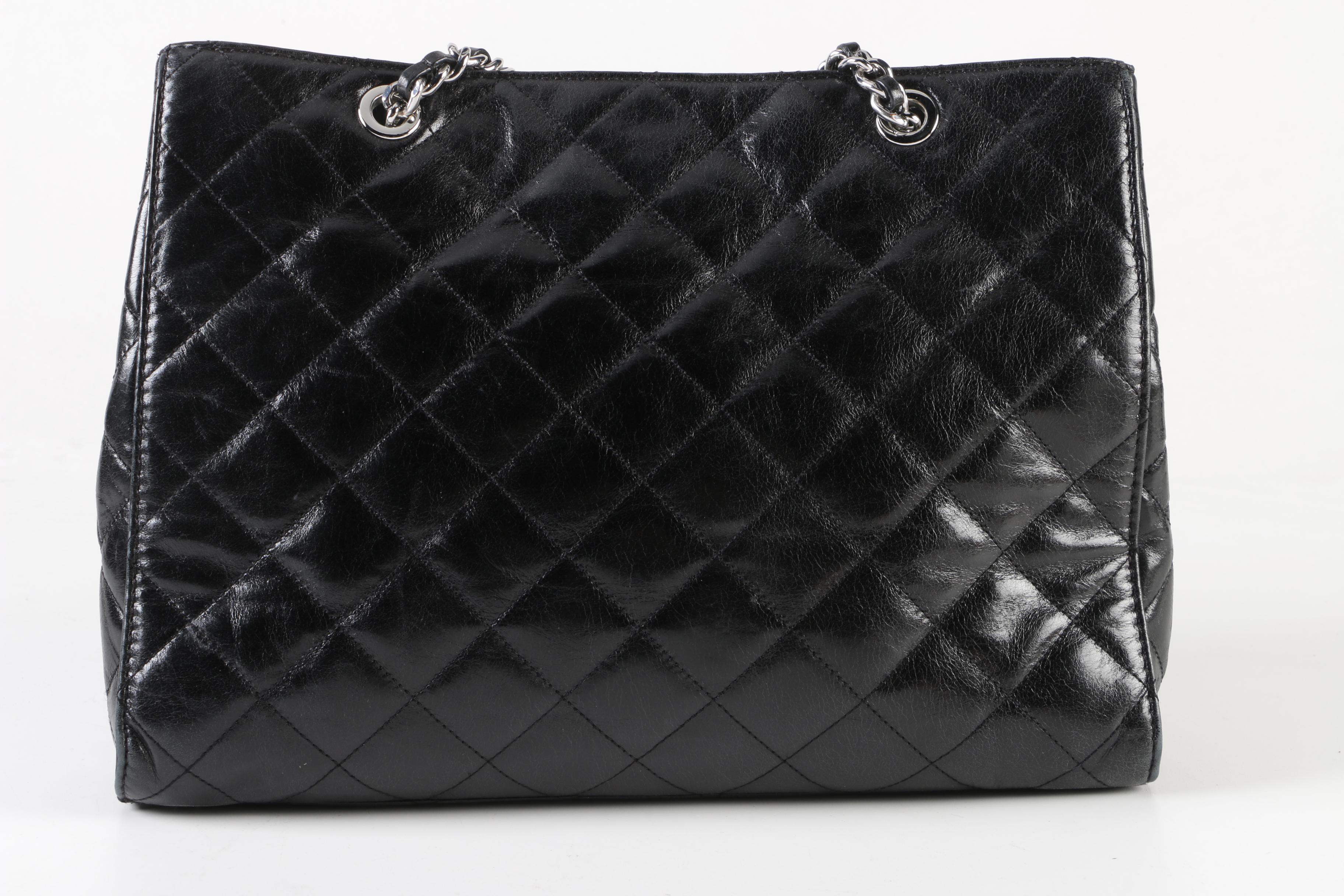 MICHAEL Michael Kors Black Quilted Leather Shoulder Bag