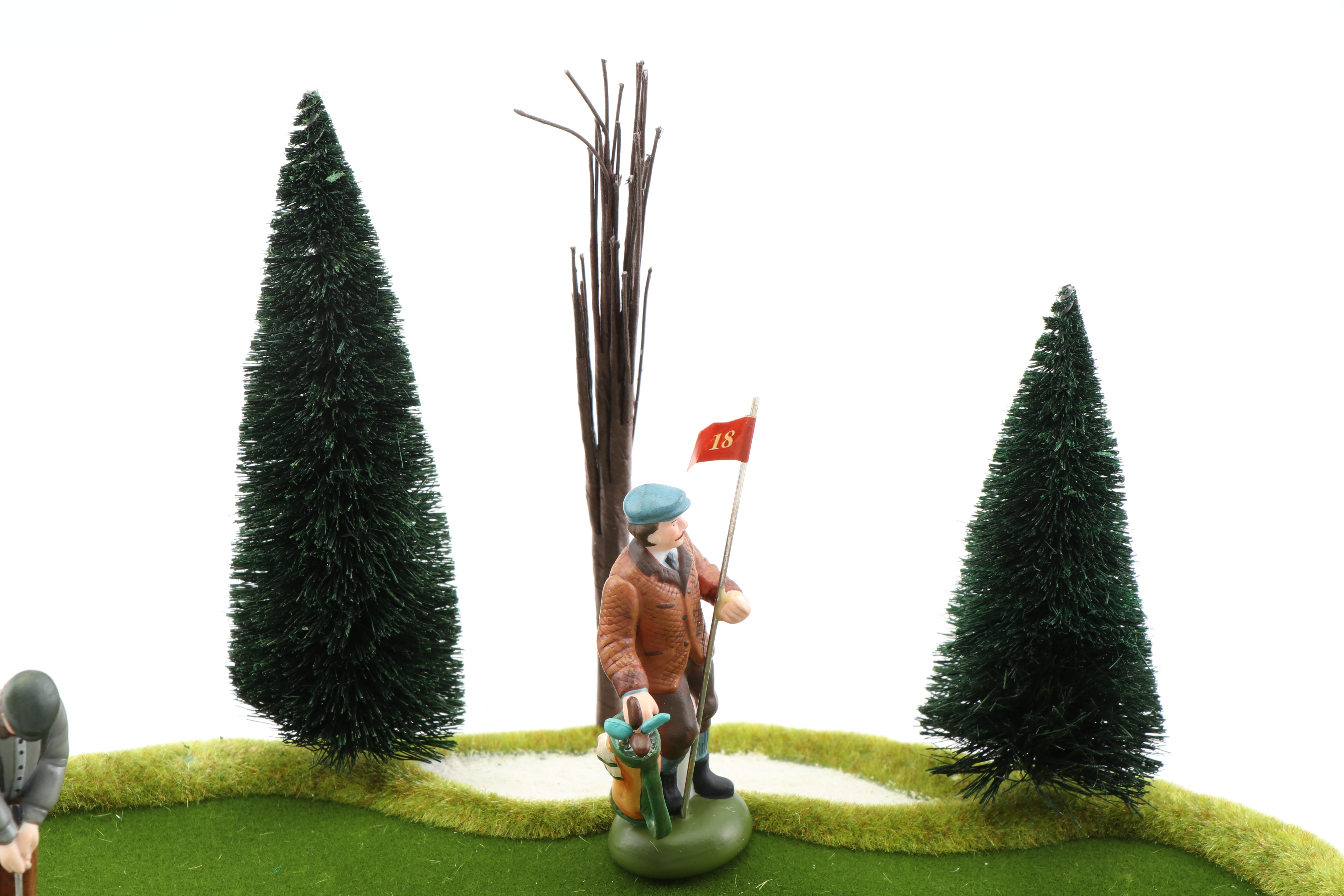 Department 56 Village Animated "Perfect Putt"