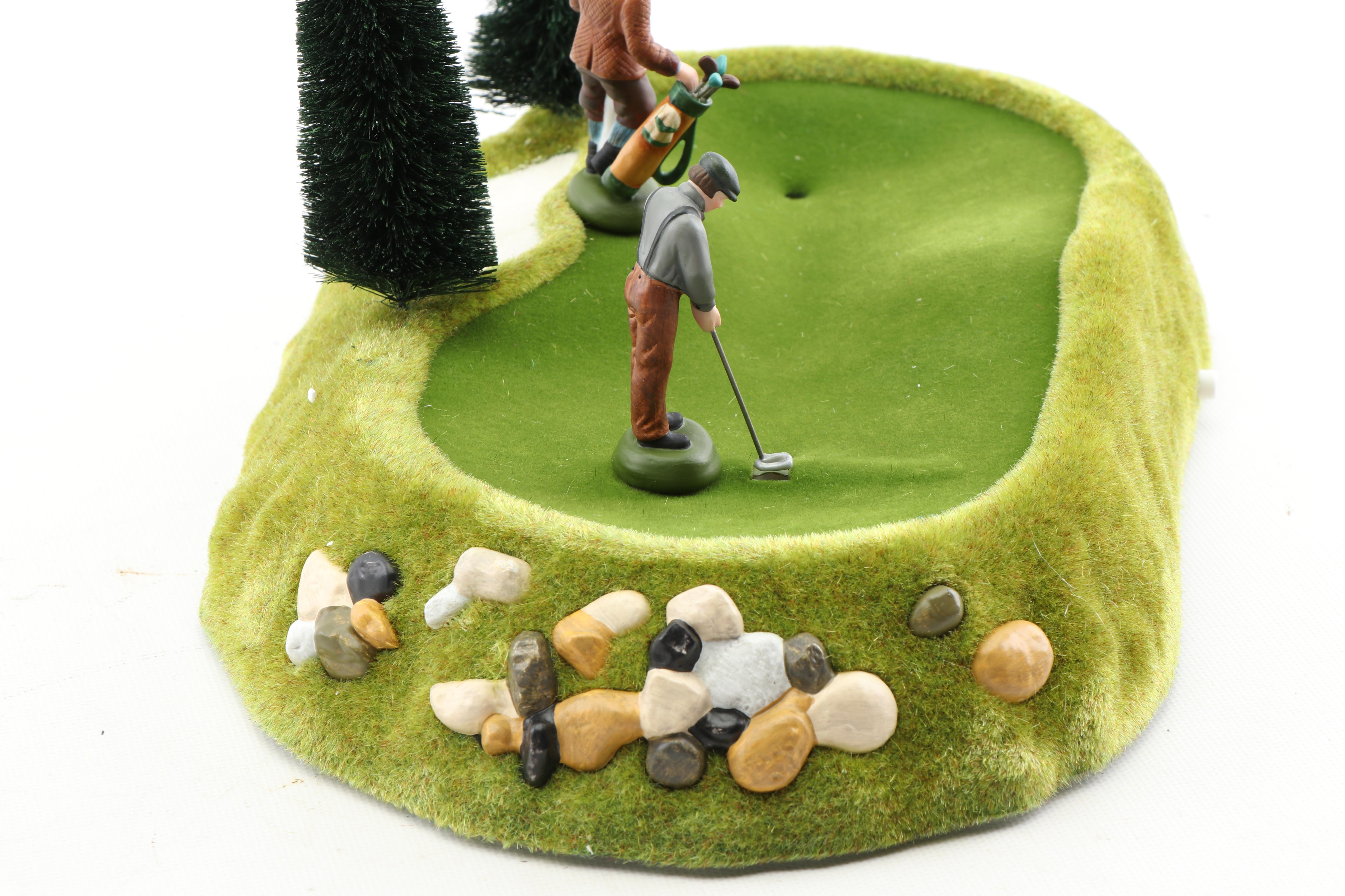 Department 56 Village Animated "Perfect Putt"