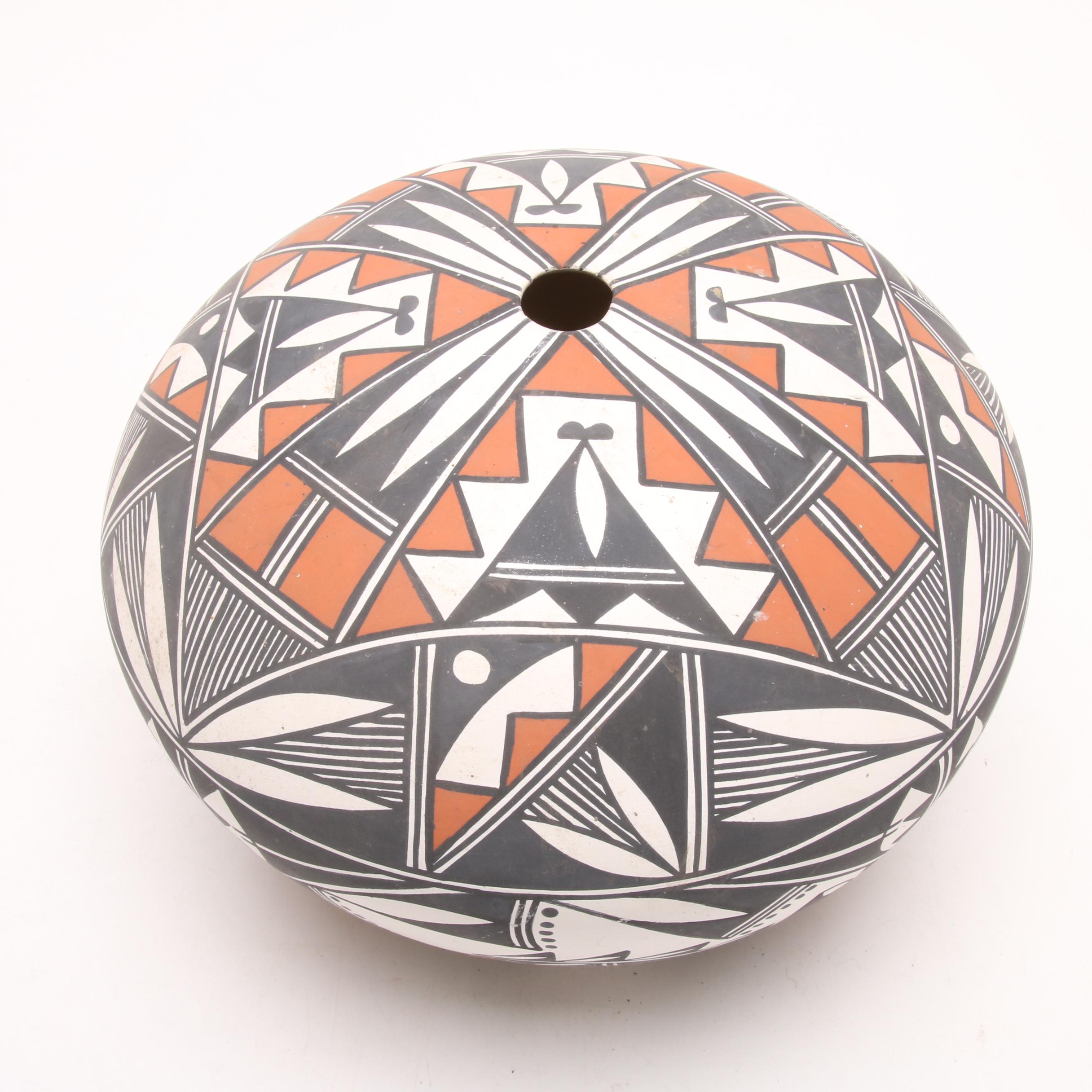 Howeya Acoma Earthenware Seed Pot