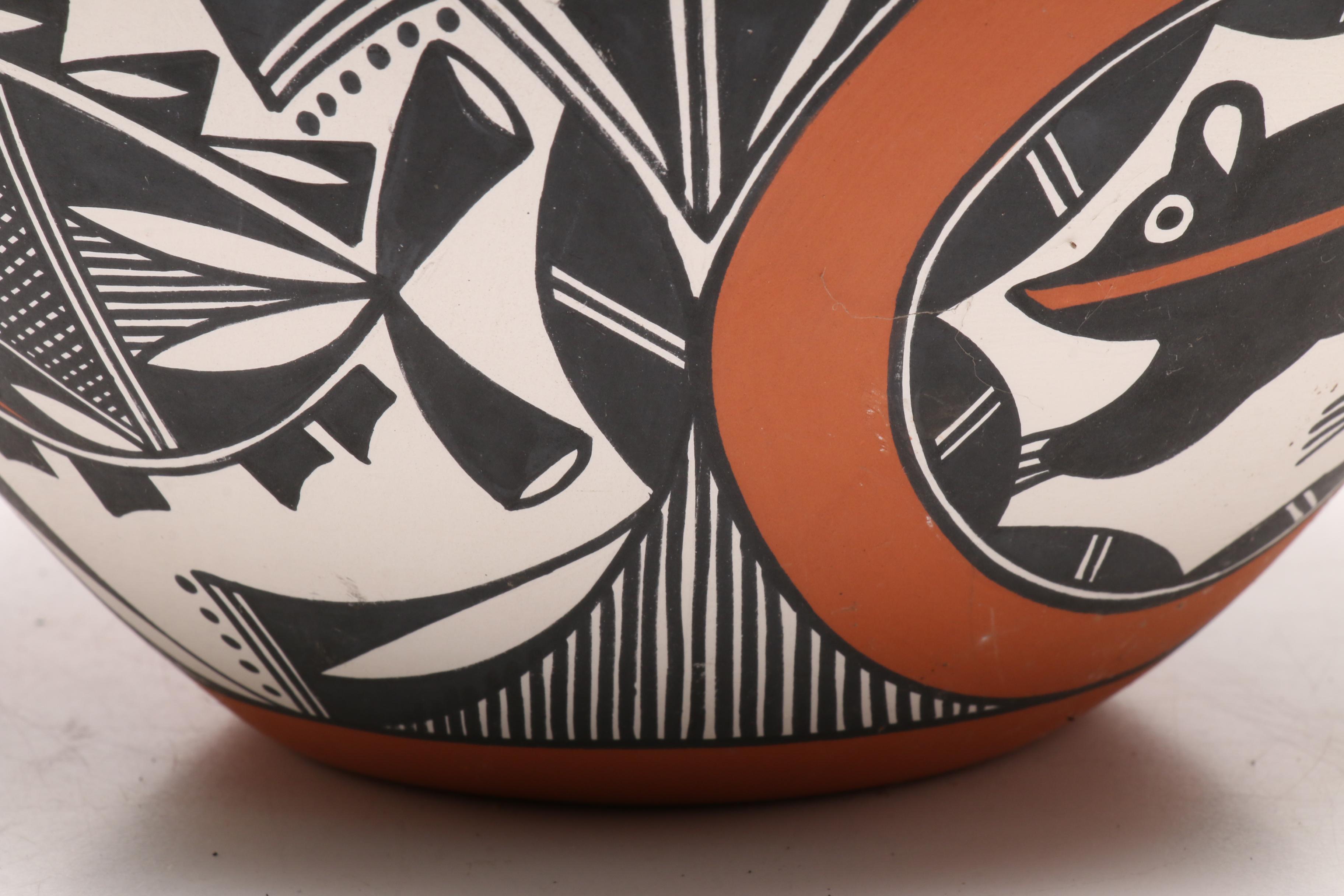 Howeya Acoma Earthenware Seed Pot