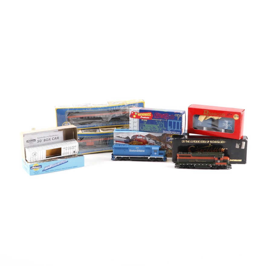 Spectrum Bachmann EMD GP30 Diesel and Other Train Cars