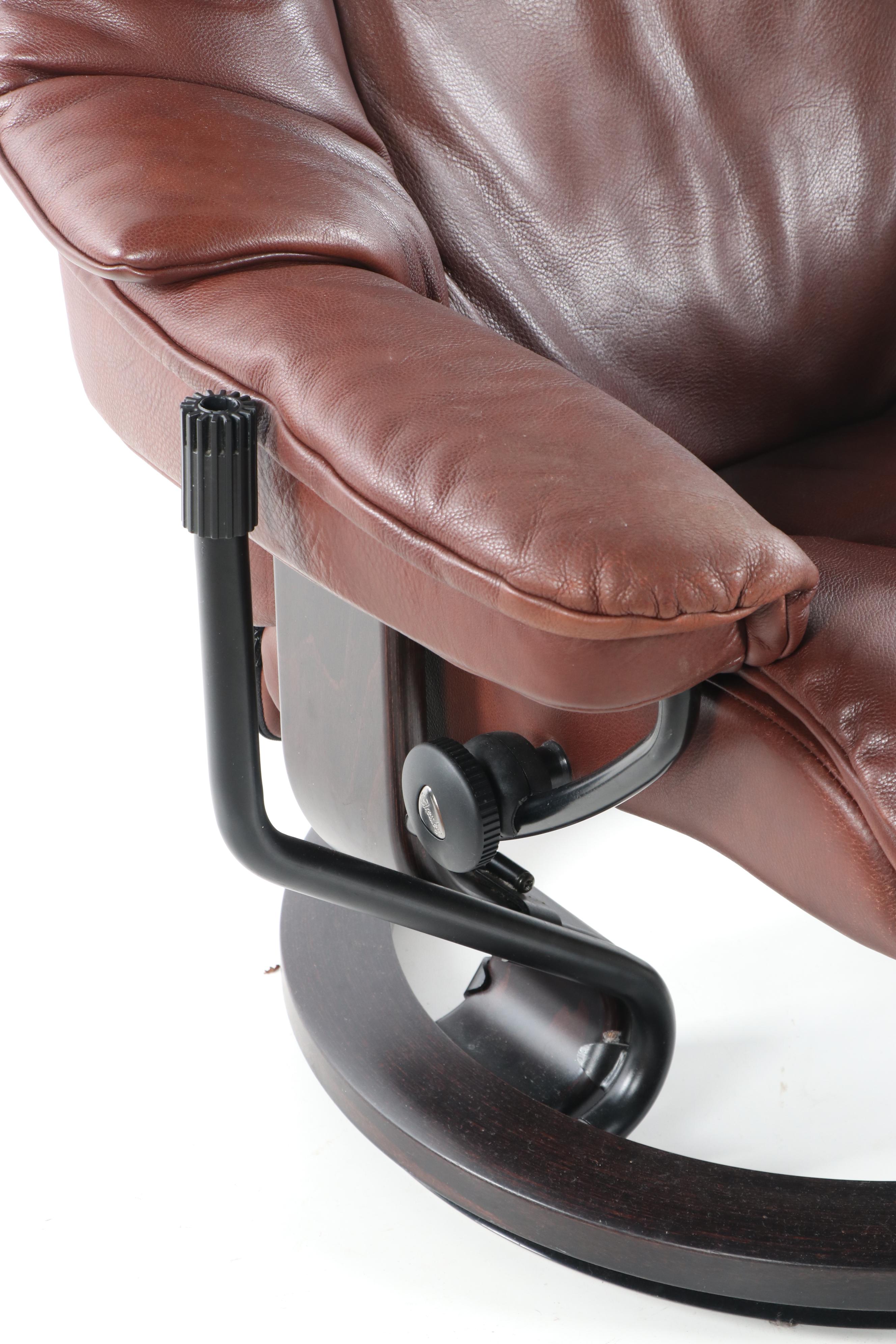 Ekornes Stressless "Reno" Lounge Chair and Ottoman, 21st Century