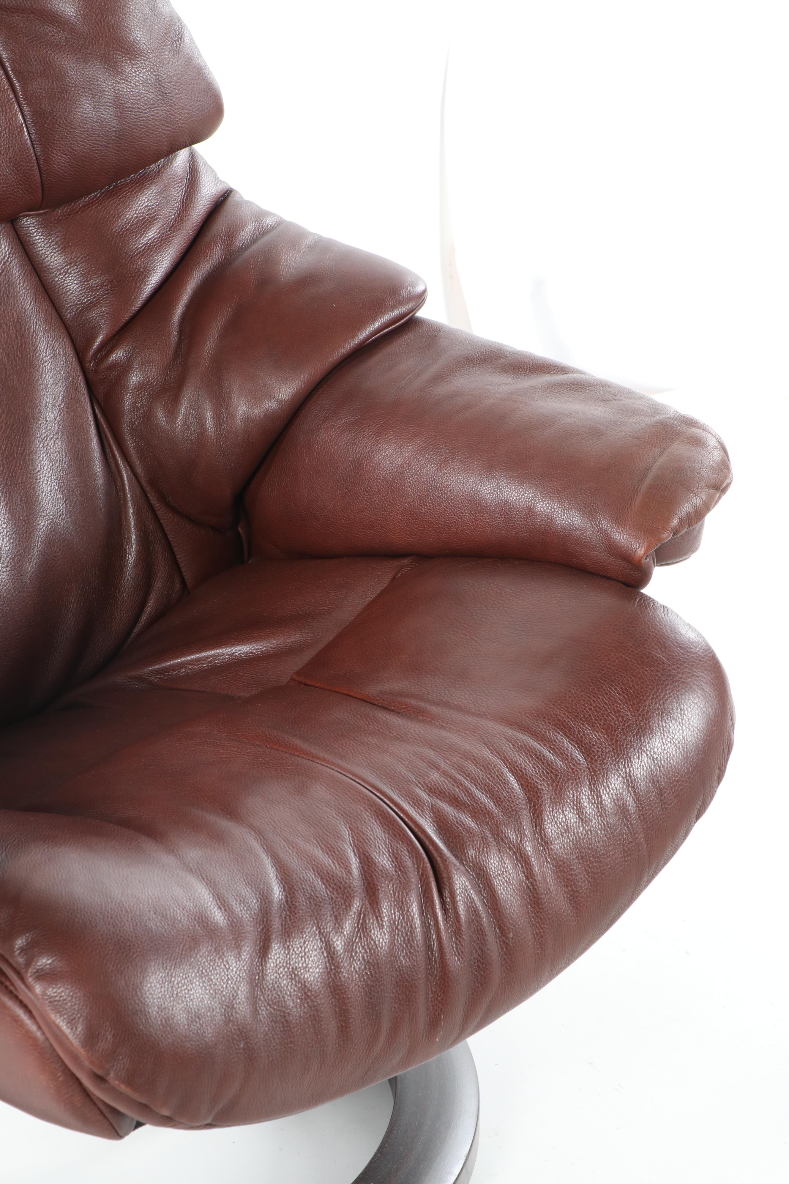 Ekornes Stressless "Reno" Lounge Chair and Ottoman, 21st Century