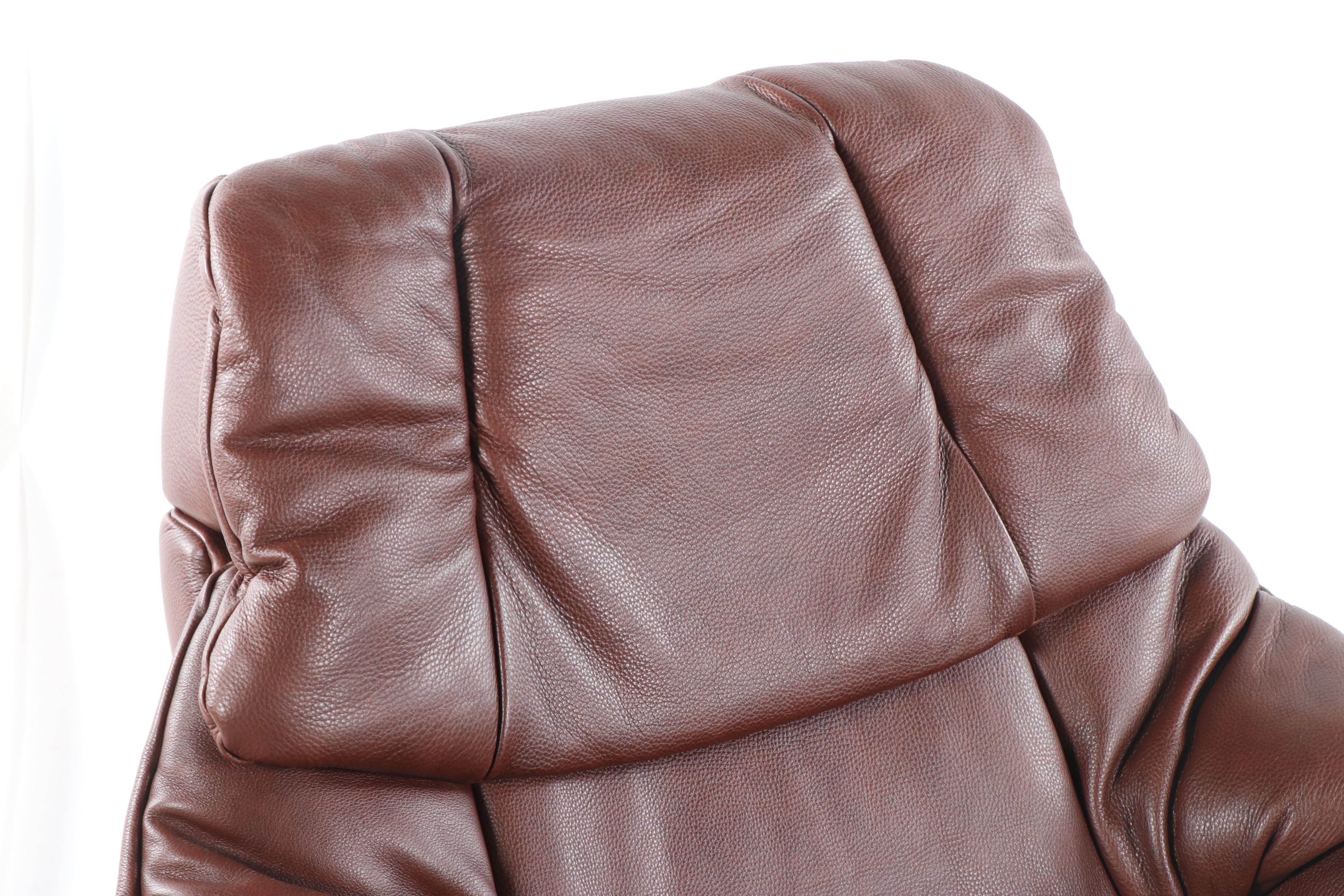 Ekornes Stressless "Reno" Lounge Chair and Ottoman, 21st Century