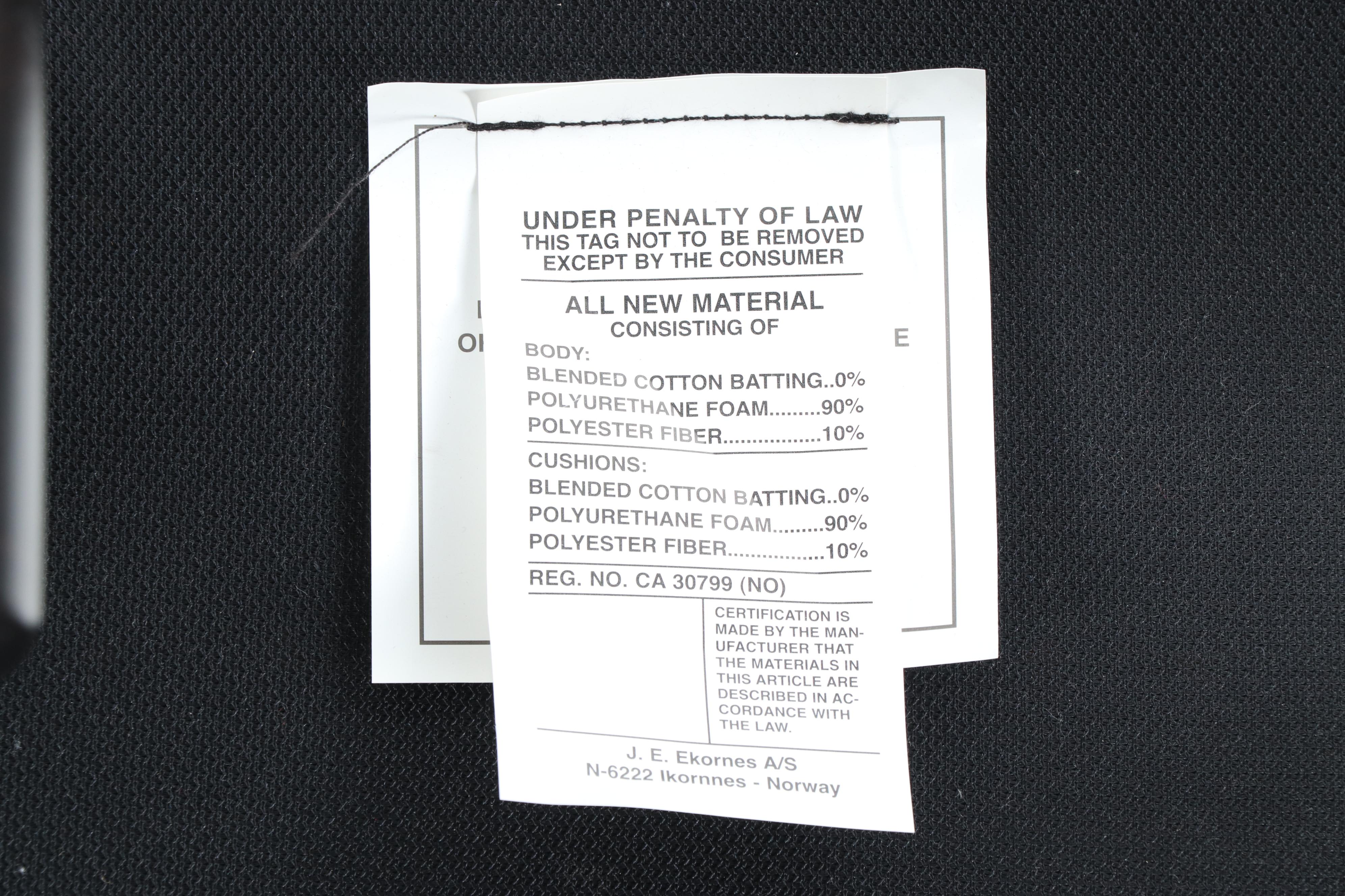 Ekornes Stressless "Reno" Lounge Chair and Ottoman, 21st Century