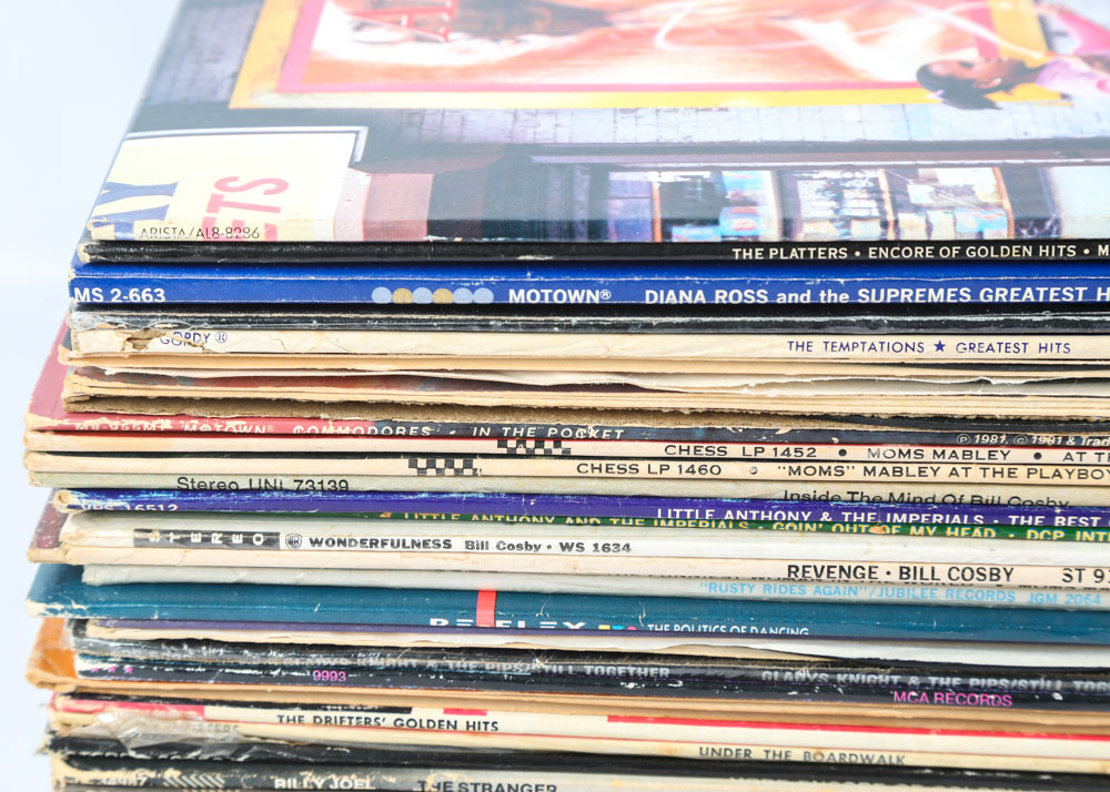 Soul and R&B Vinyl Records Including Micheal Jackson and Aretha Franklin