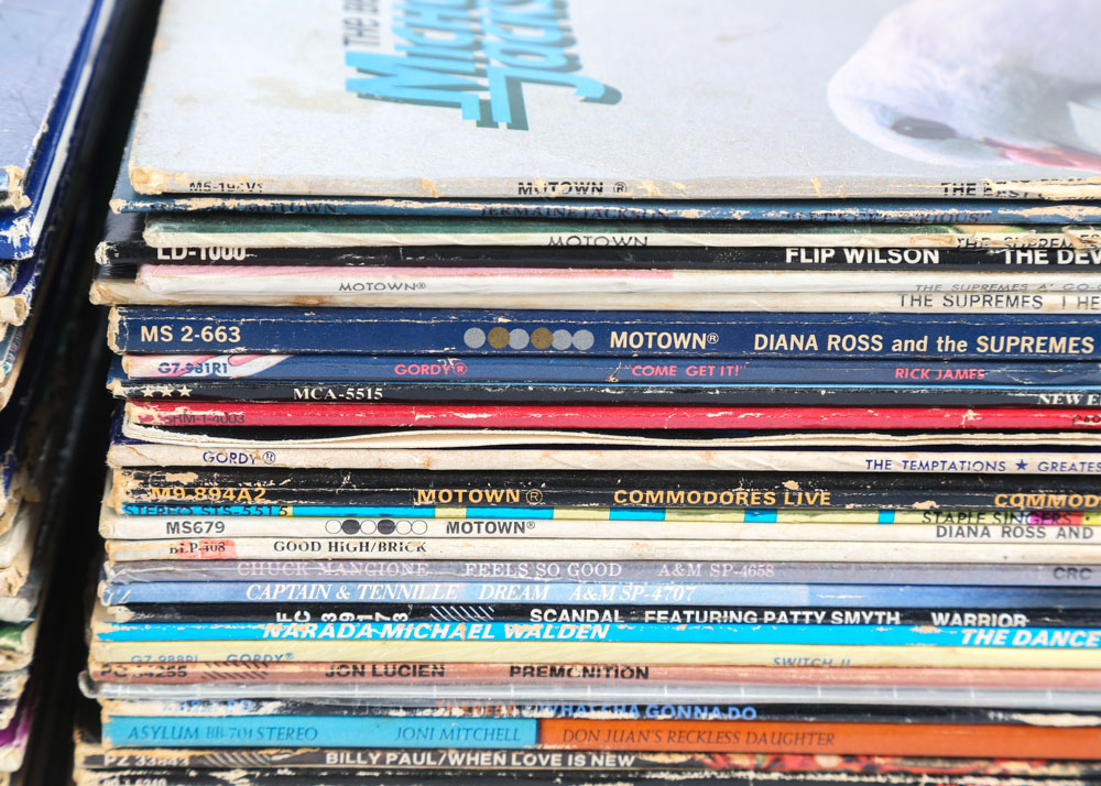 Soul and R&B Vinyl Records Including Micheal Jackson and Aretha Franklin