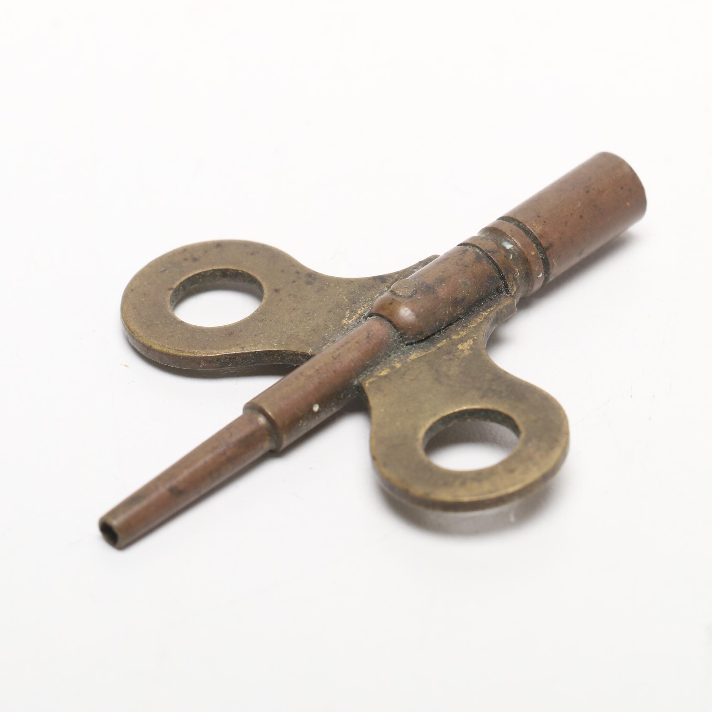 Seth Thomas Adamantine Veneer Mantel Clock, Early 20th Century