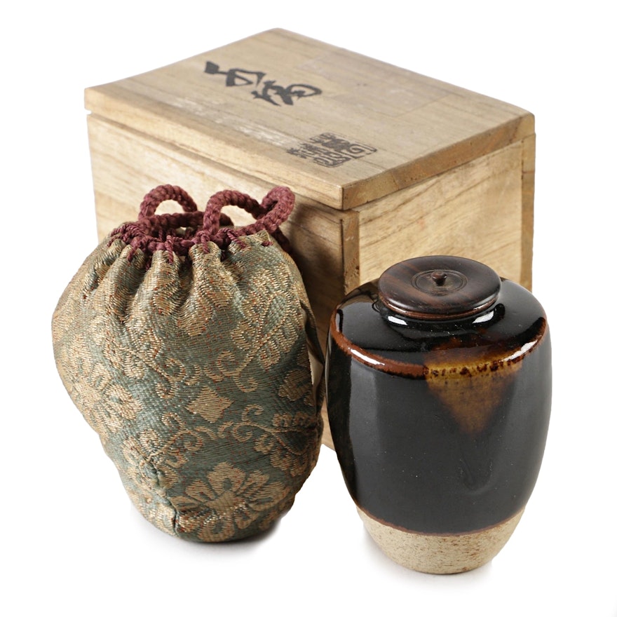 Japanese Earthenware Tea Caddy, Taisho Period Early 20th Century