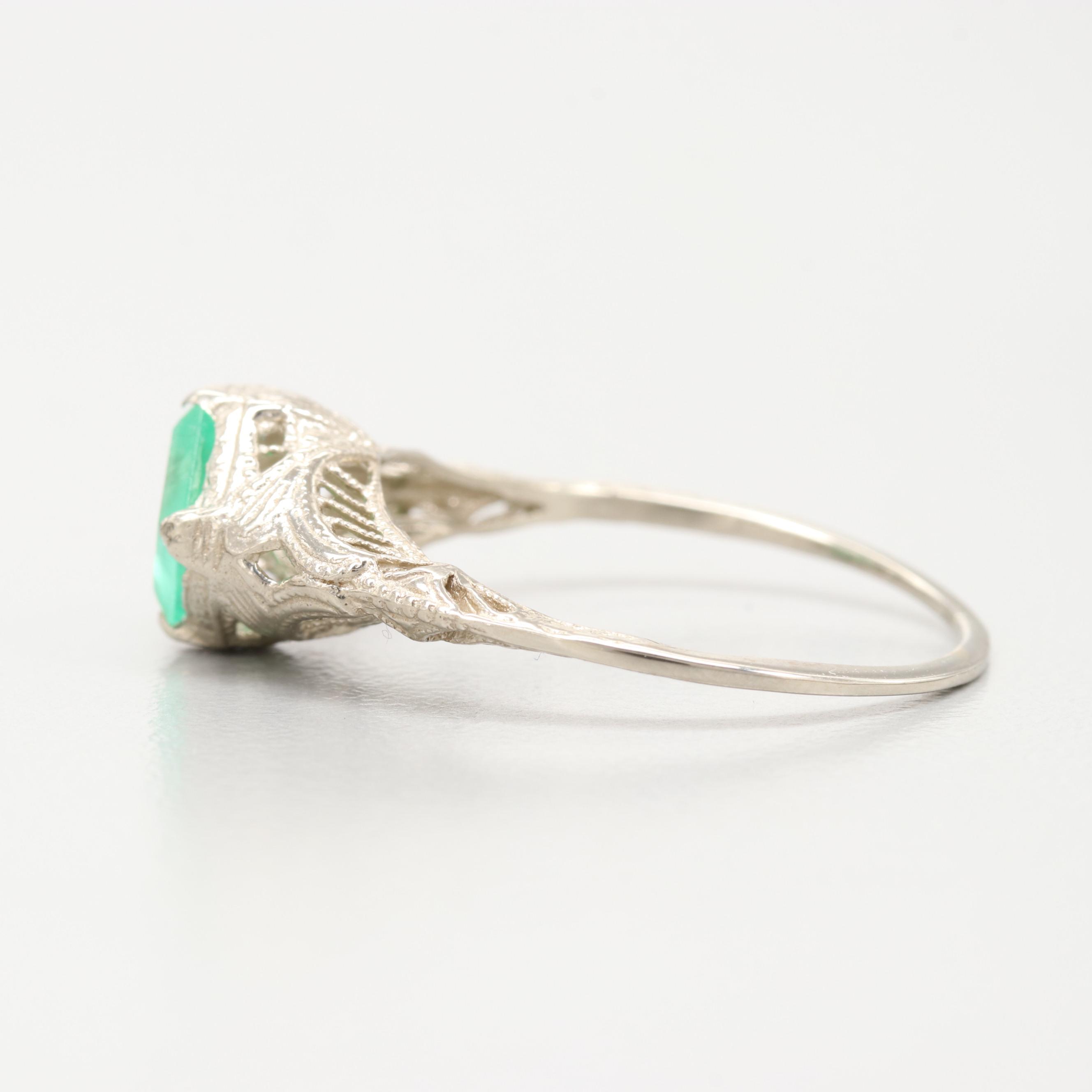 Art Deco 14K White Gold Emerald Ring