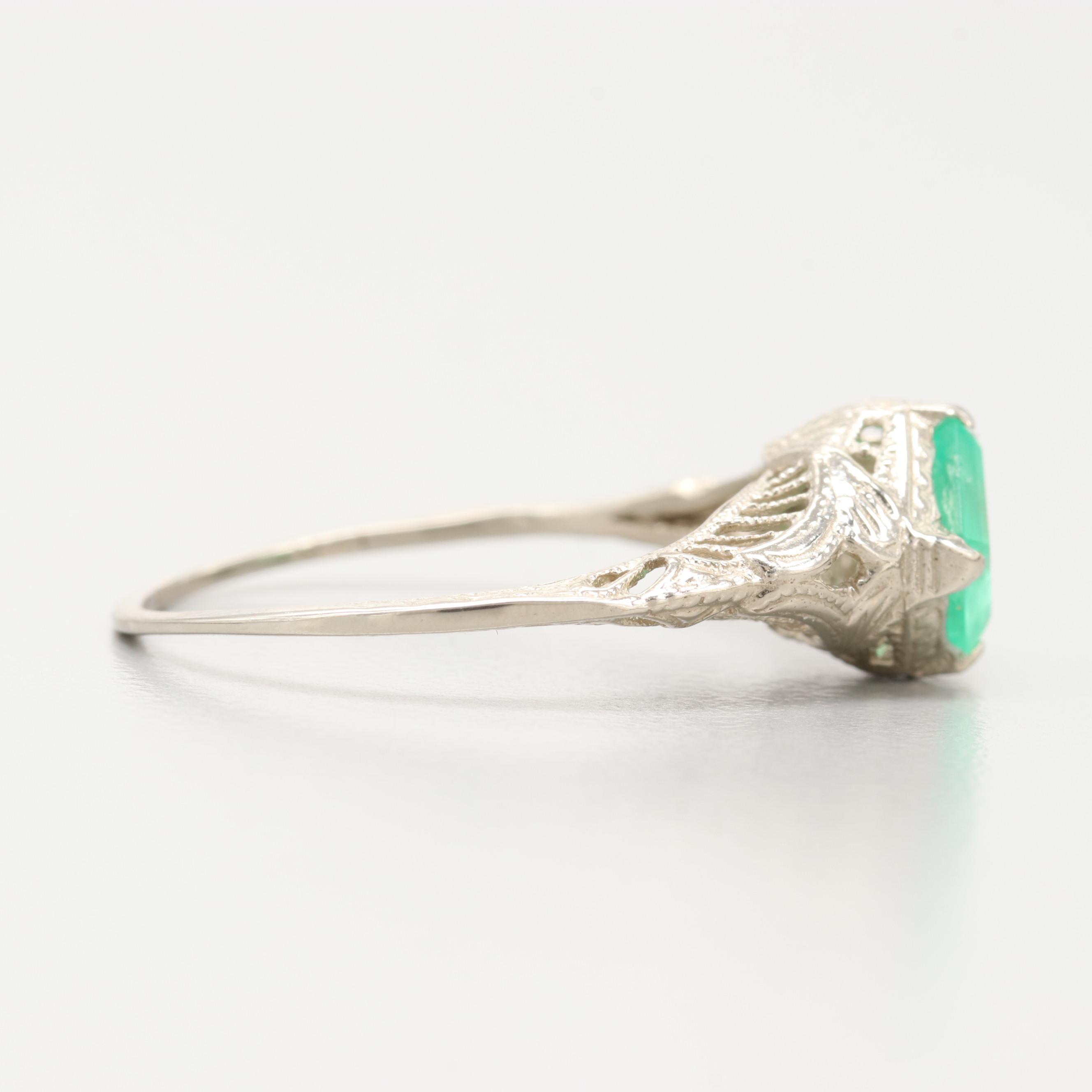Art Deco 14K White Gold Emerald Ring