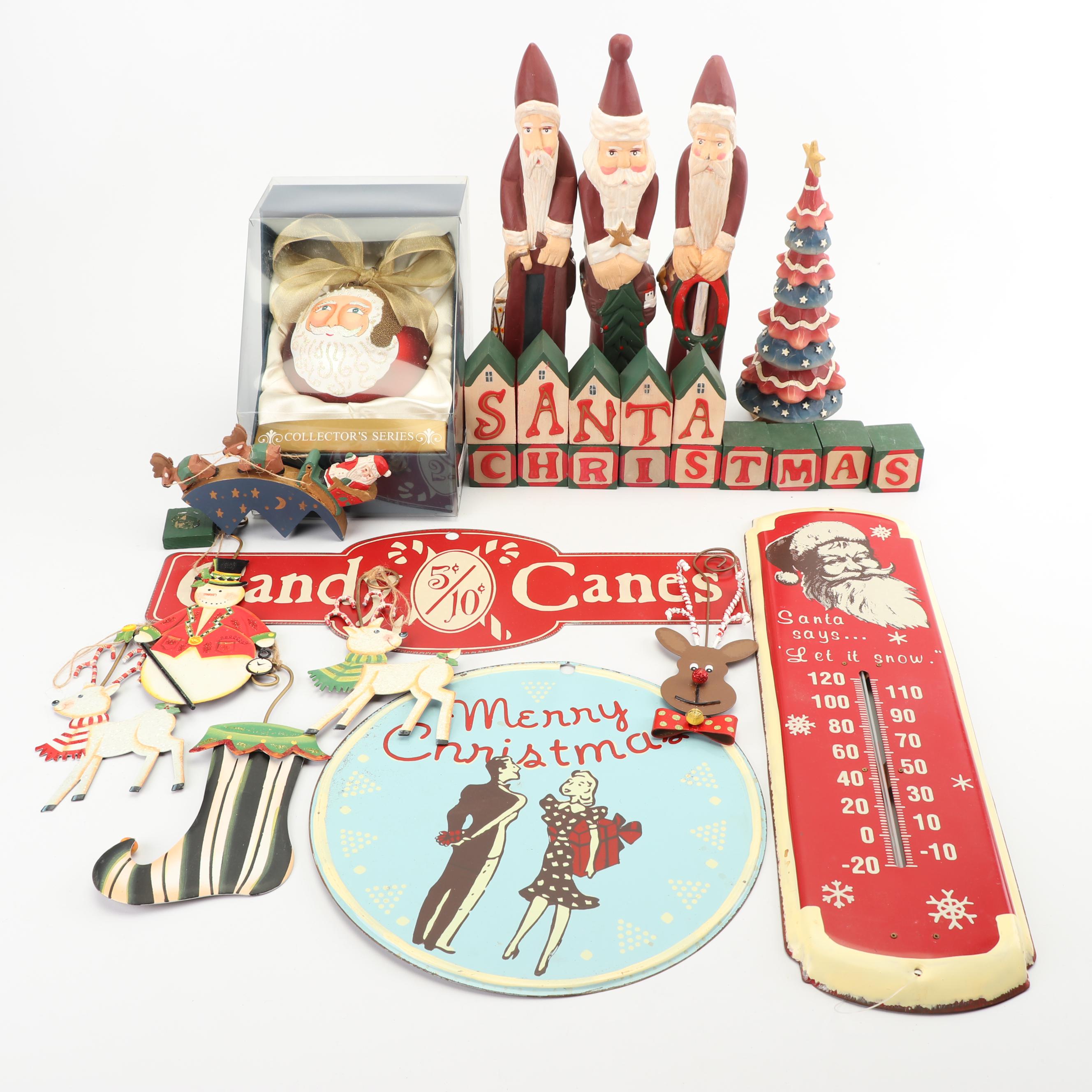 Christmas Wall Décor with Hand-Painted Glass Ornament