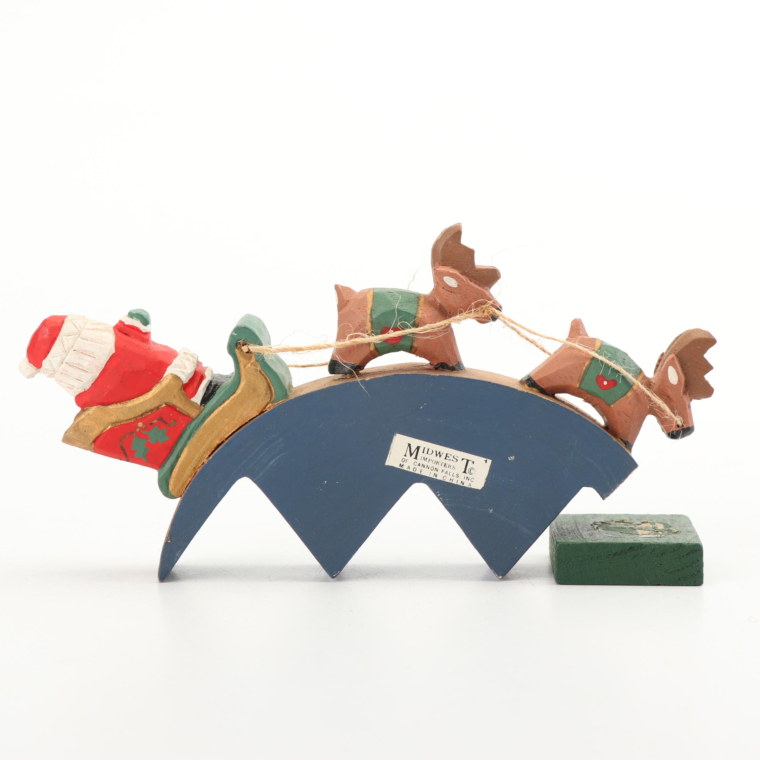 Christmas Wall Décor with Hand-Painted Glass Ornament