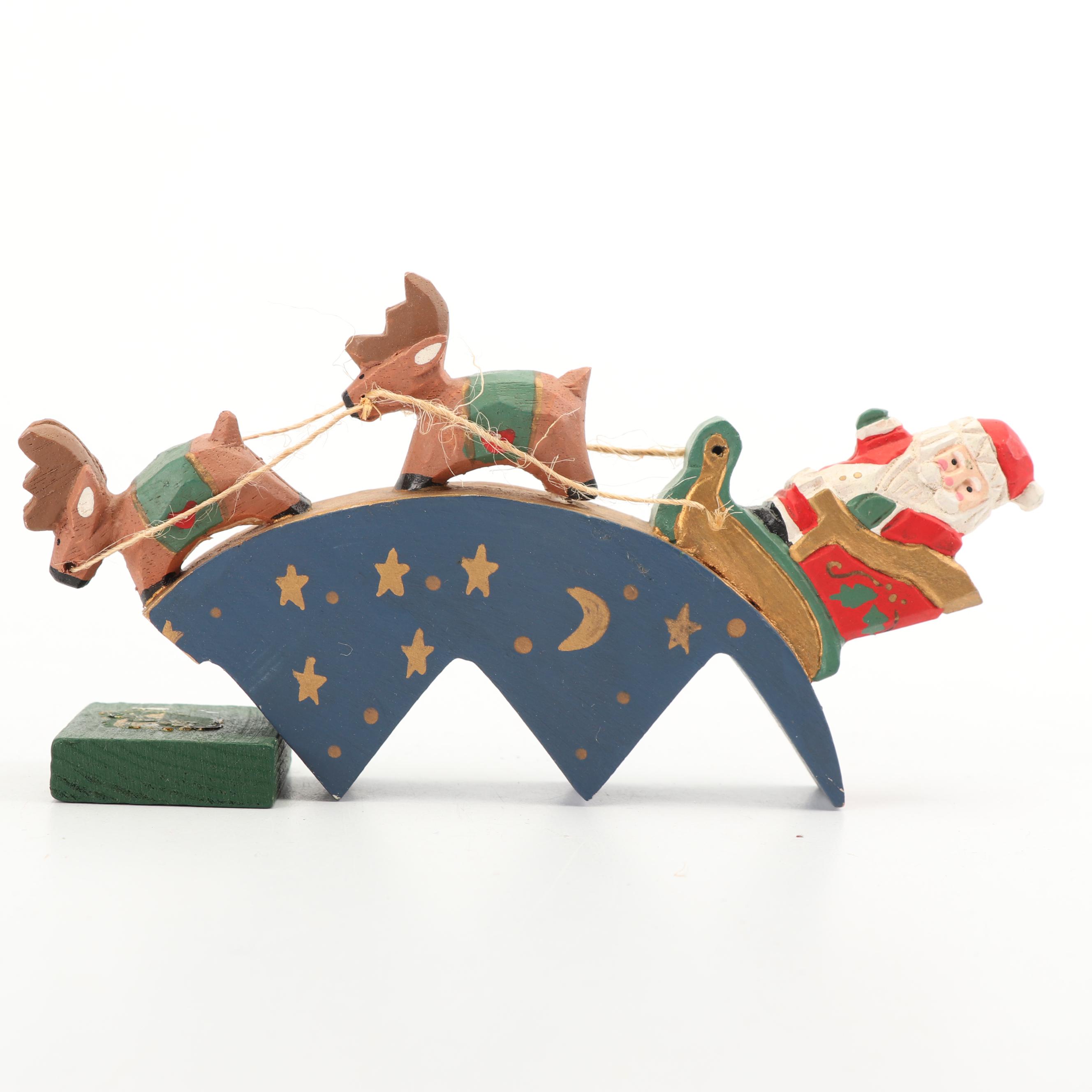 Christmas Wall Décor with Hand-Painted Glass Ornament