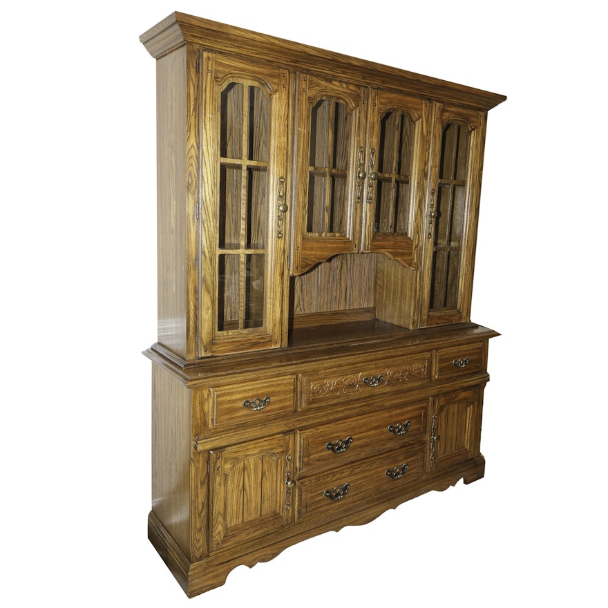 Federal Style Oak and Laminate China Cabinet by Virginia House, 20th Century