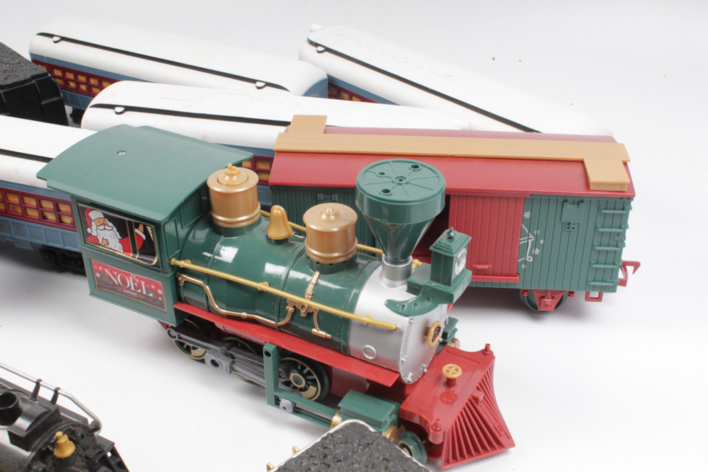 G-Scale Holiday Train Set and Track