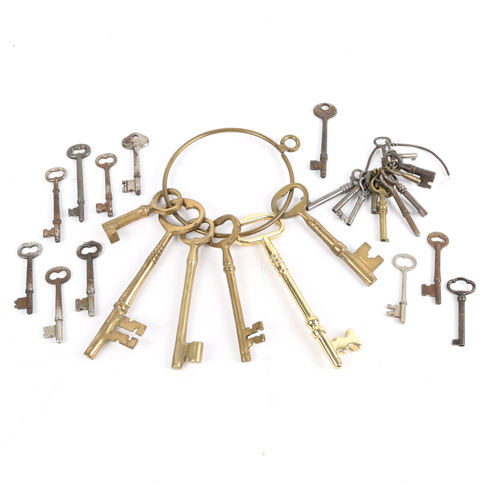 Brass and Metal Skeleton Keys