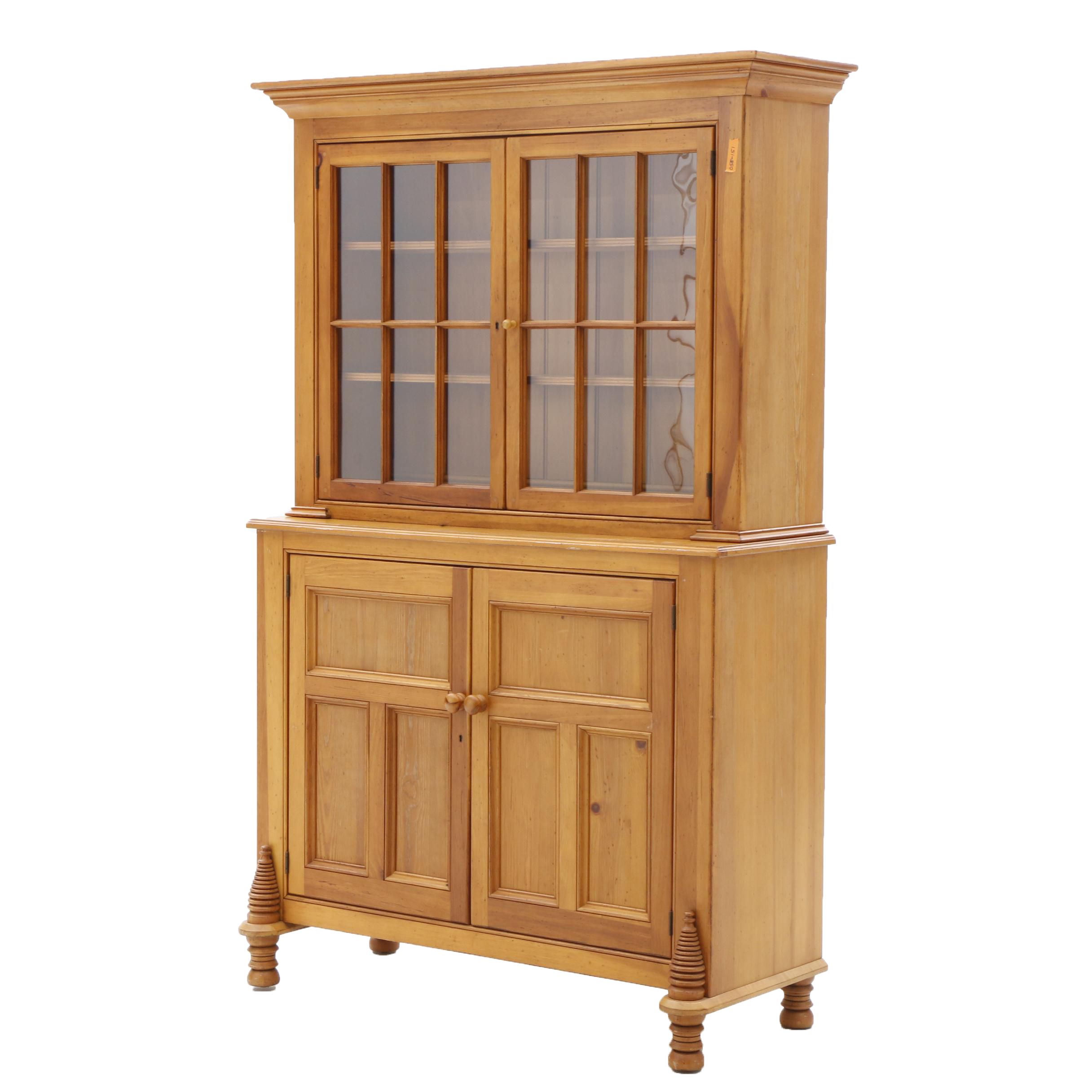 Lexington Furniture Illuminated "Bee Hive" 2-Piece China Hutch and Cabinet