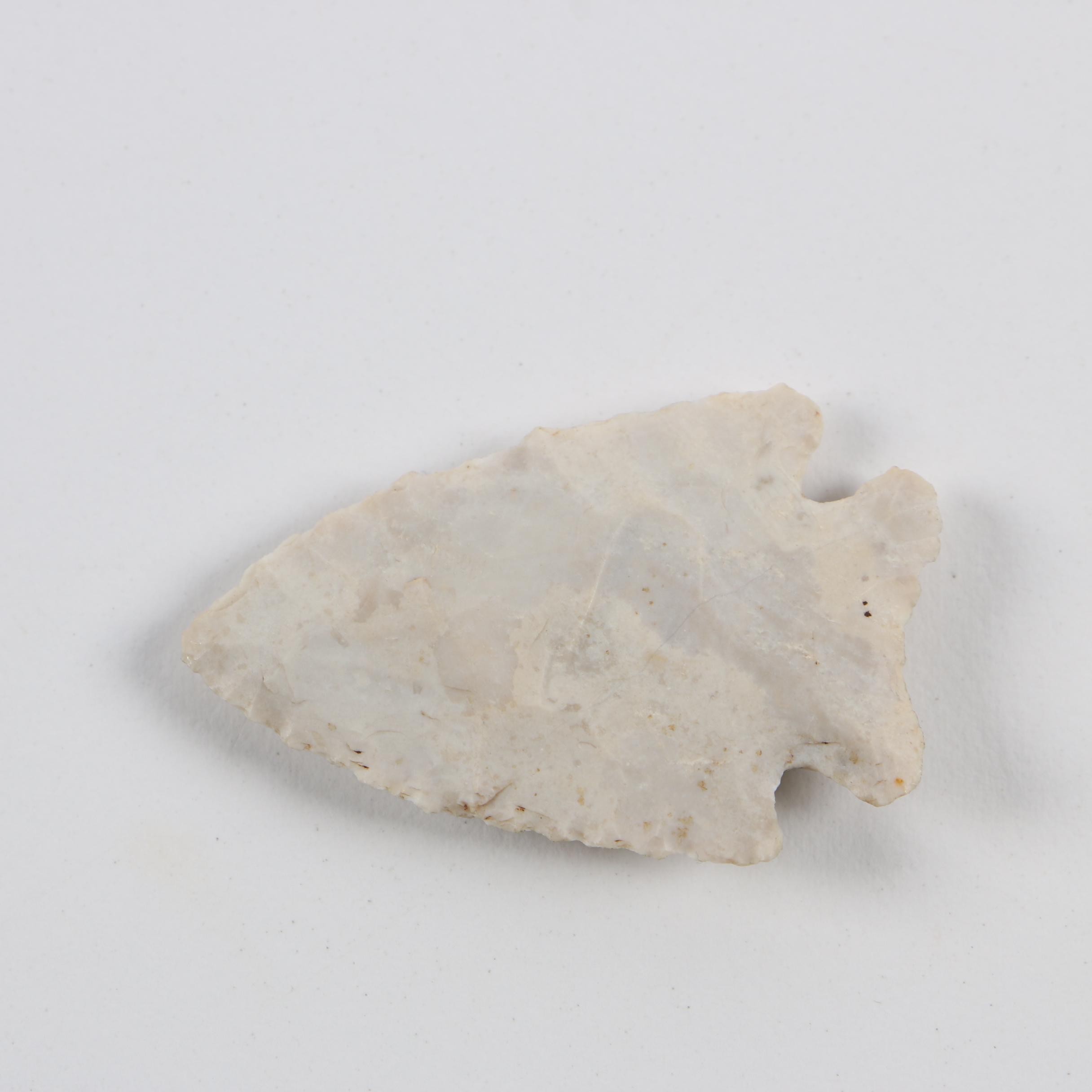 Brewerton Corner and Chesser Side Notched Points with Brassfield Chert