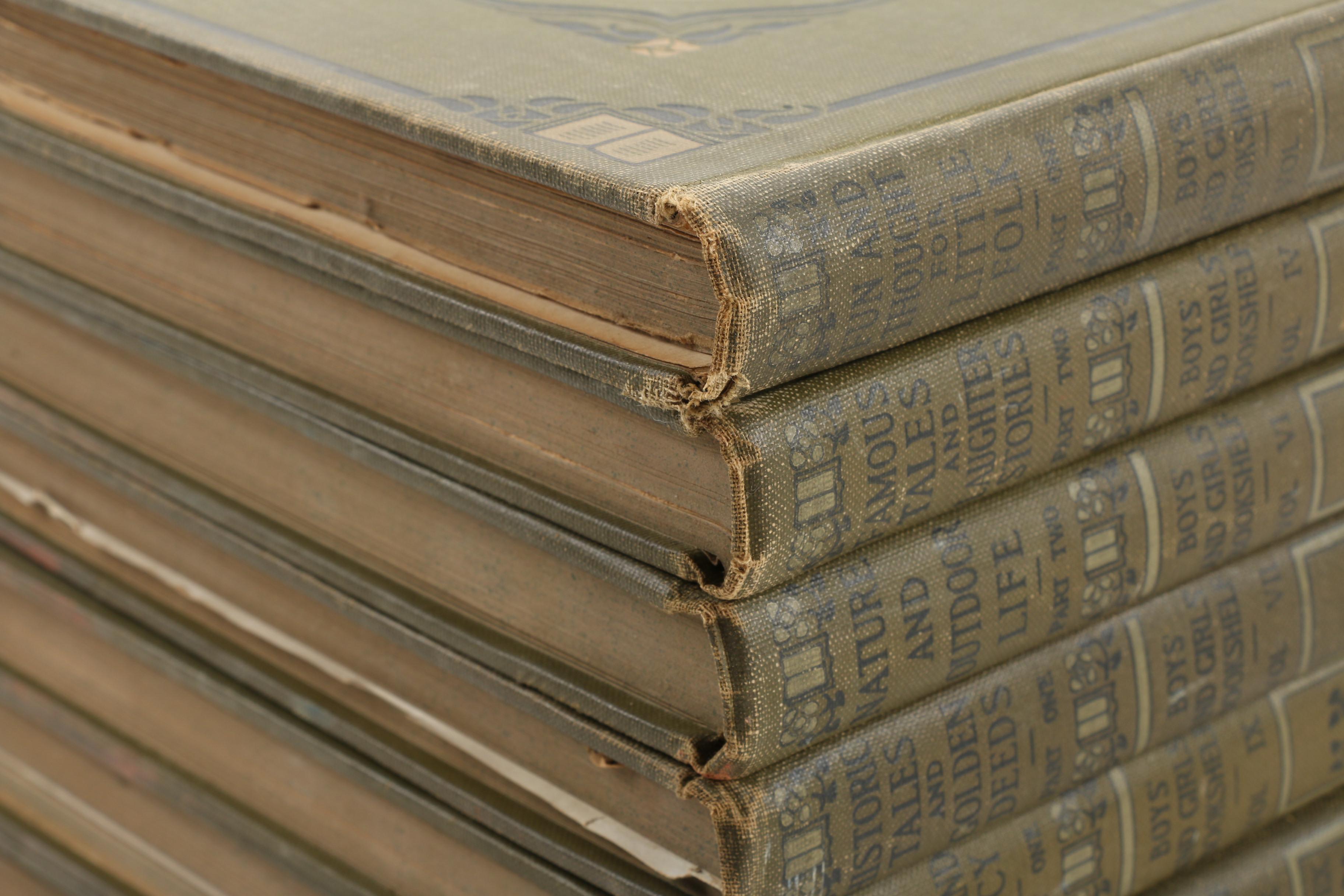 "Boys' and Girls' Bookshelf" Series, 1912